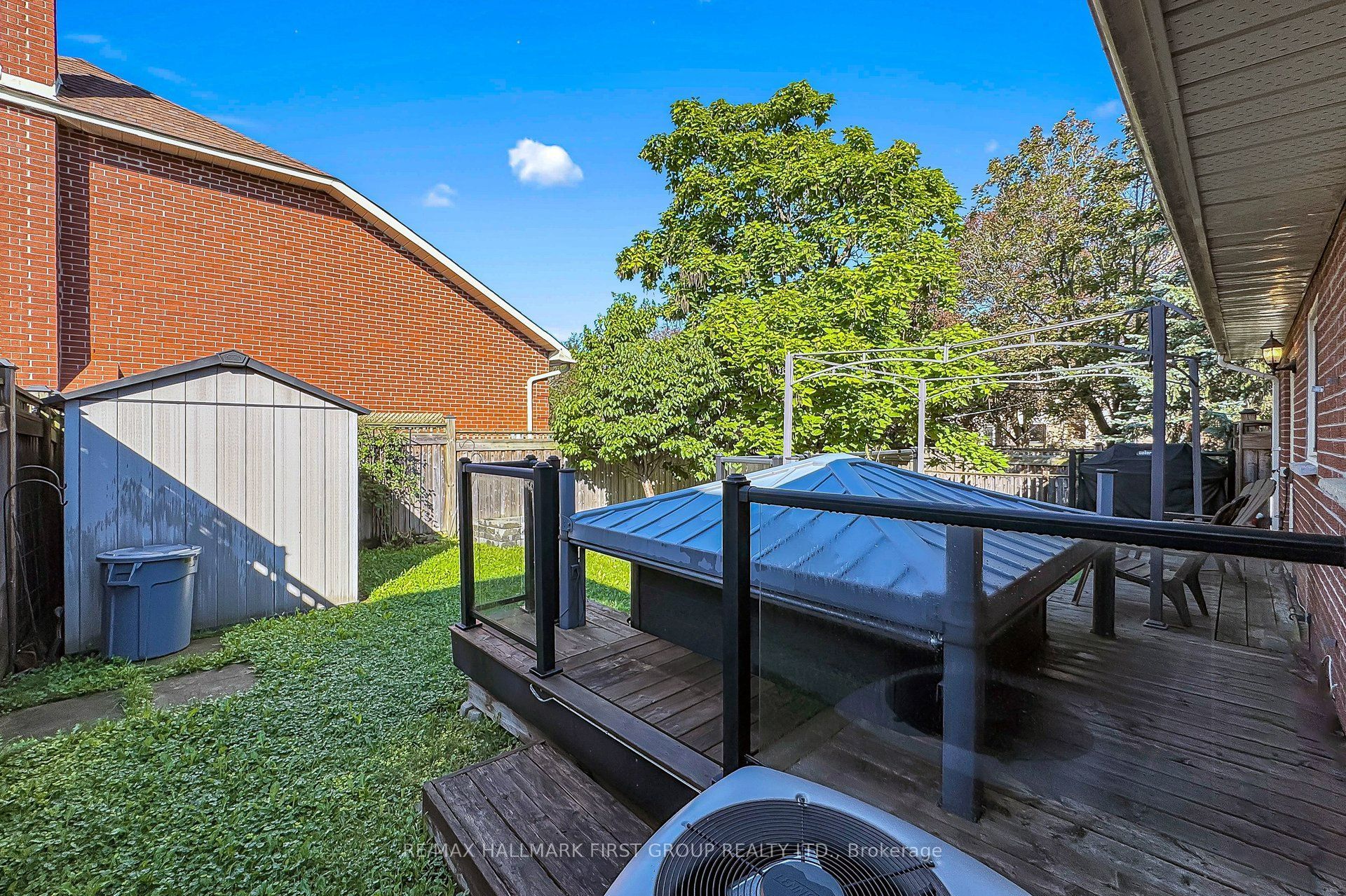 14 Martinet Street Property Photo 47