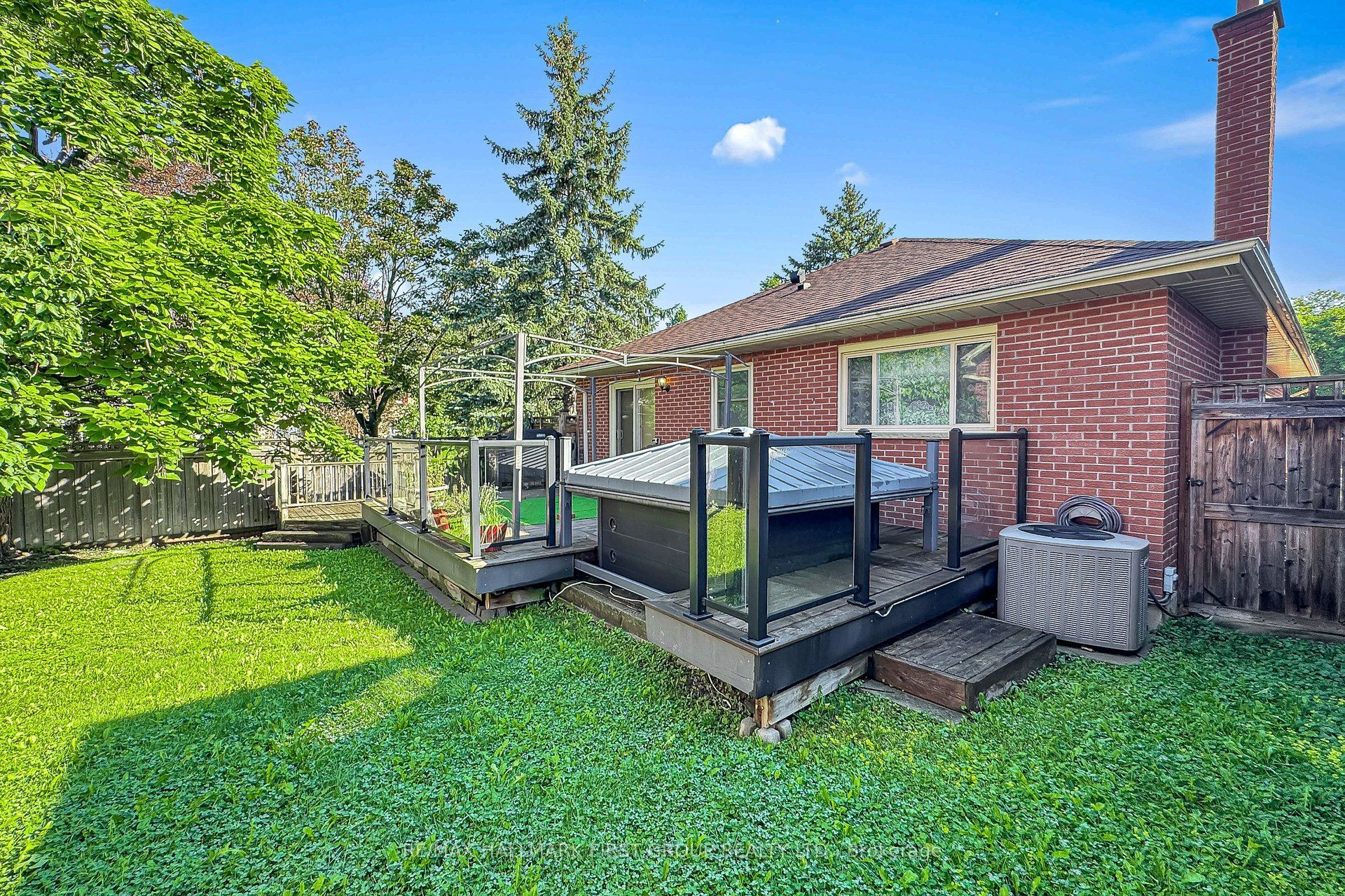 14 Martinet Street Property Photo 48