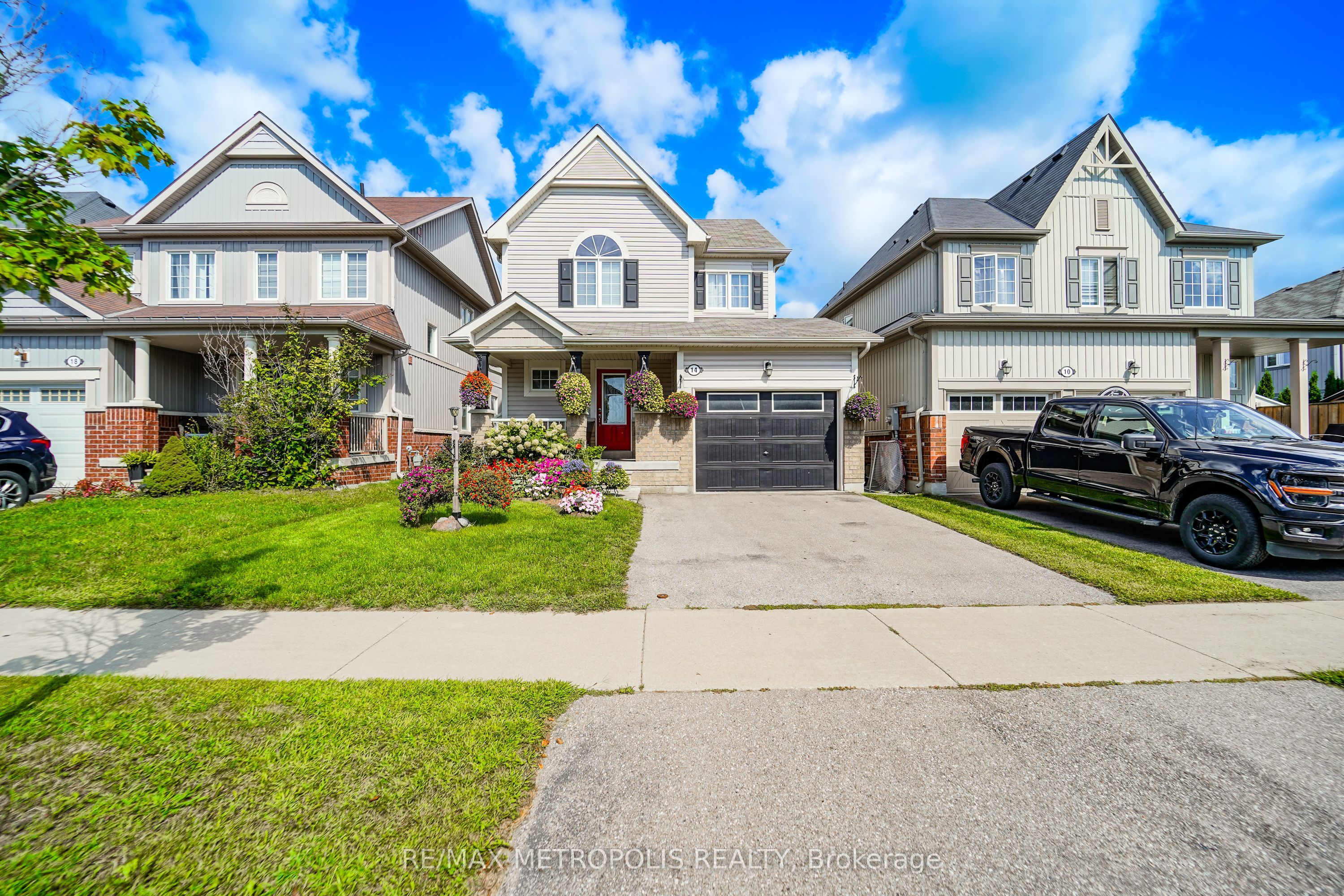 14 Richard Davies Crescent Property Photo 12
