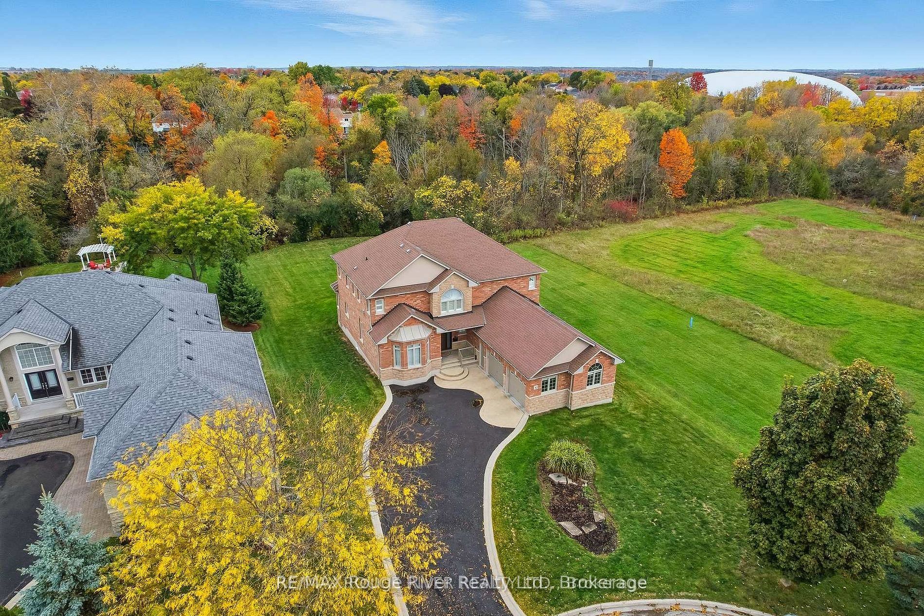 30 Hanover Court Property Photo 2