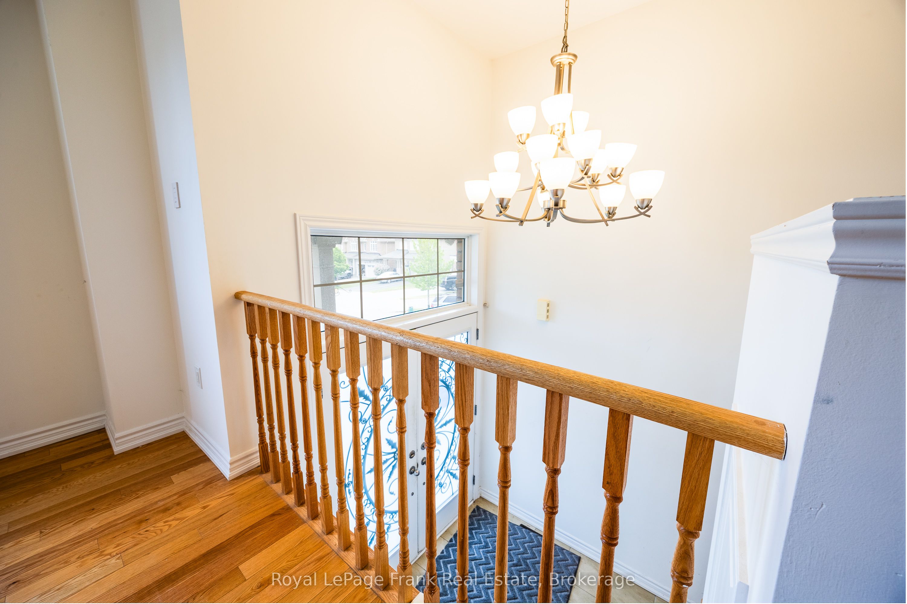 190 Lyle Drive Property Photo 4