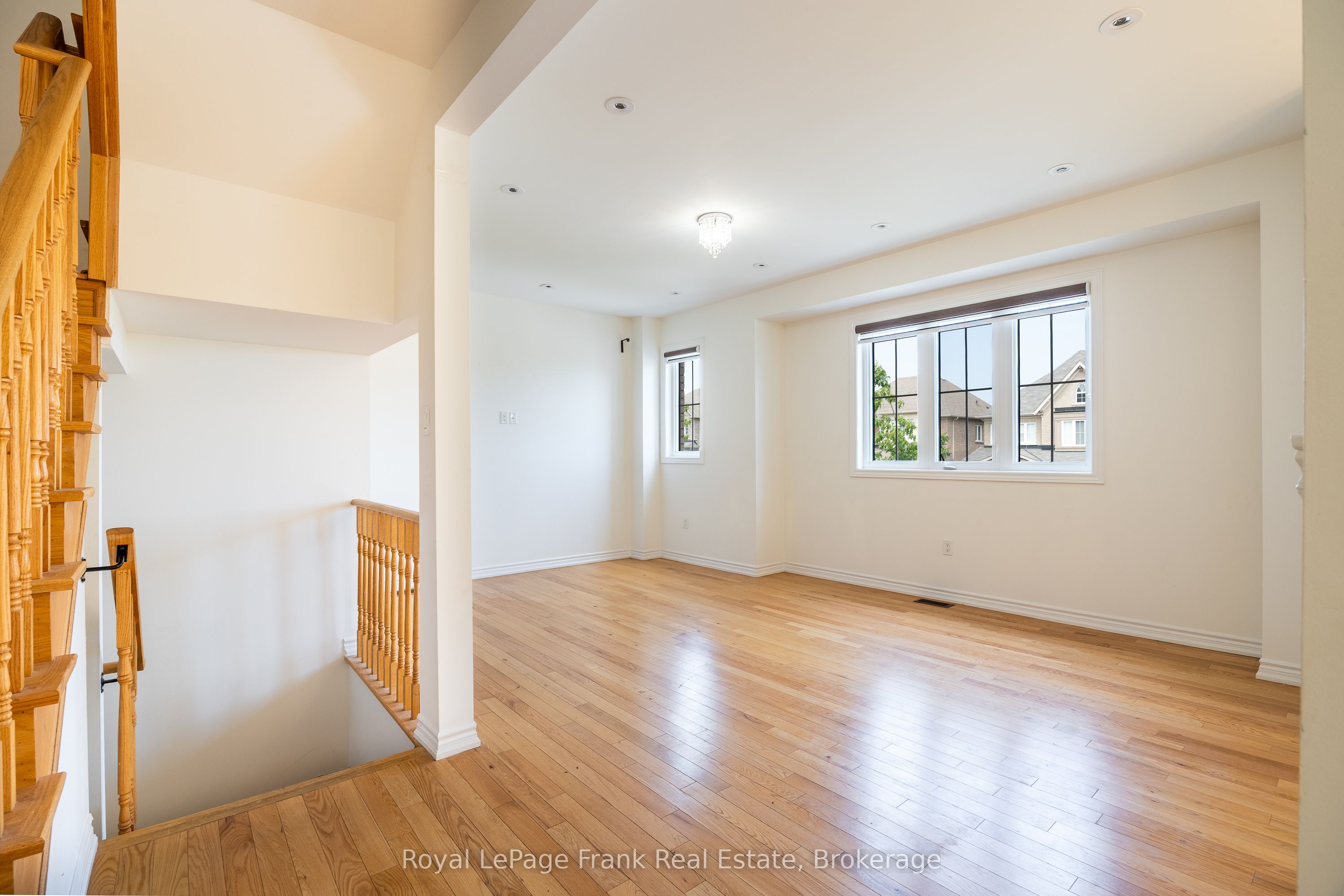 190 Lyle Drive Property Photo 8