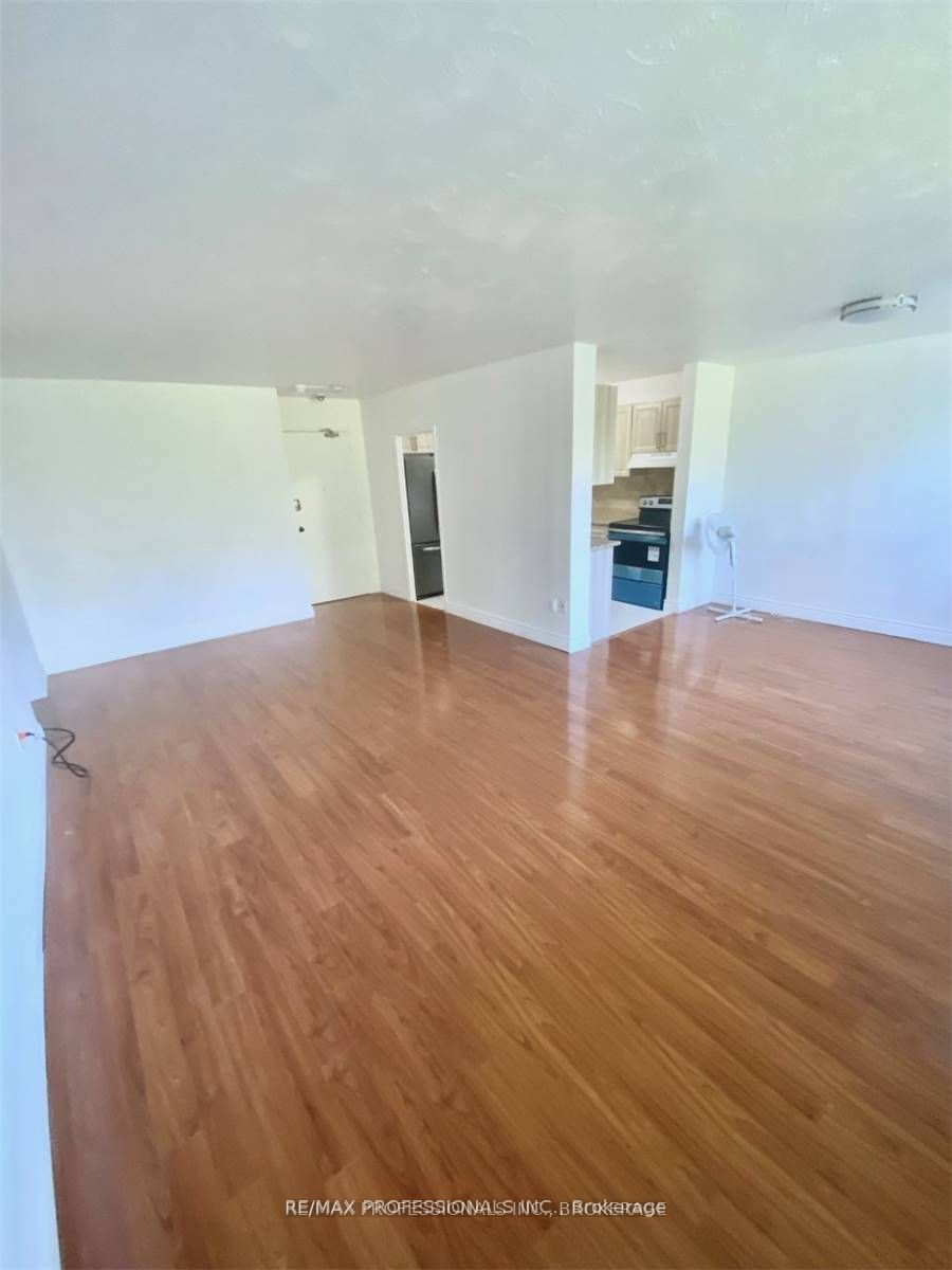 2245 Eglinton Avenue E 310 Property Photo 1