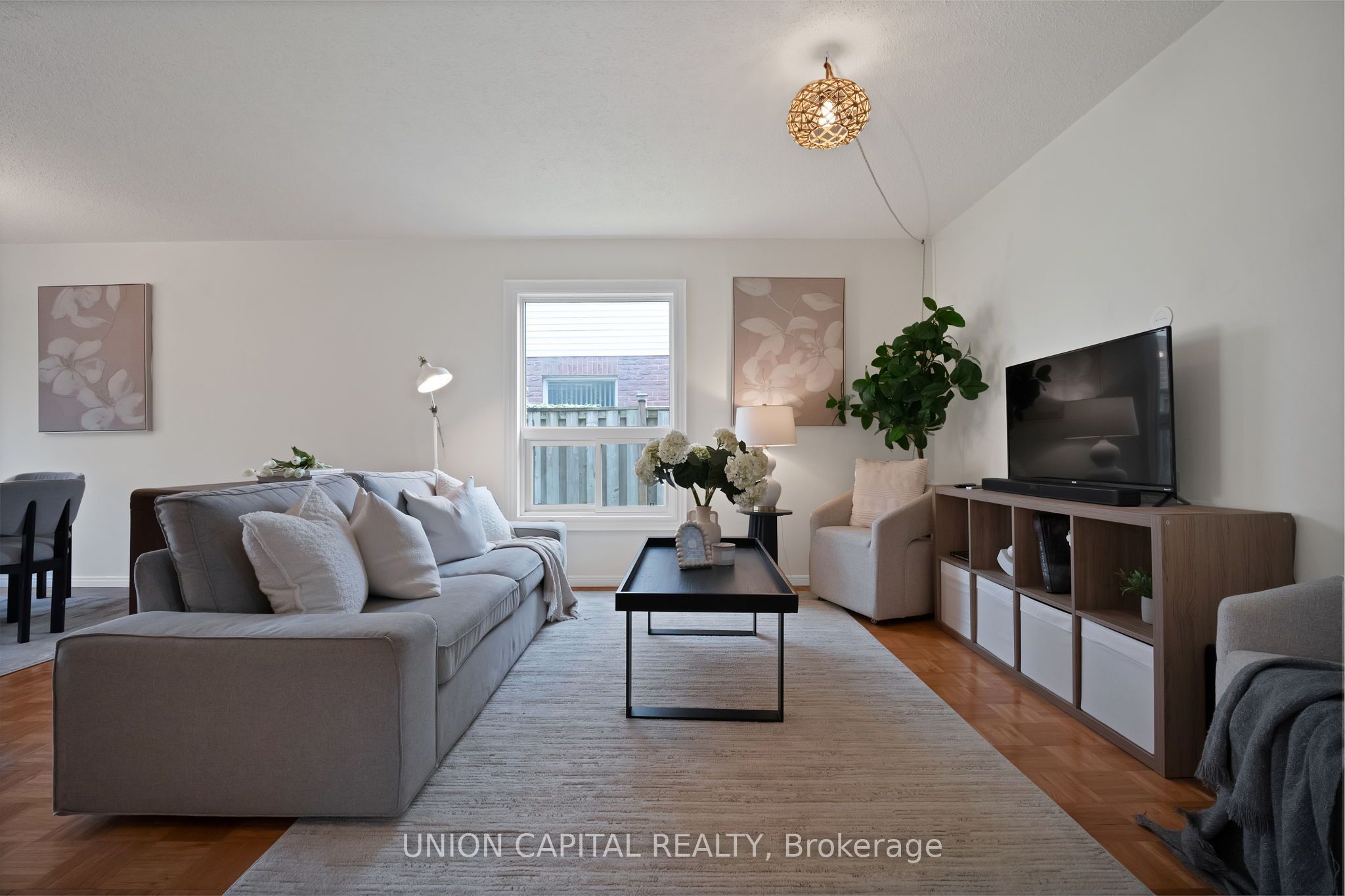 73 Humphrey Drive Property Photo 3