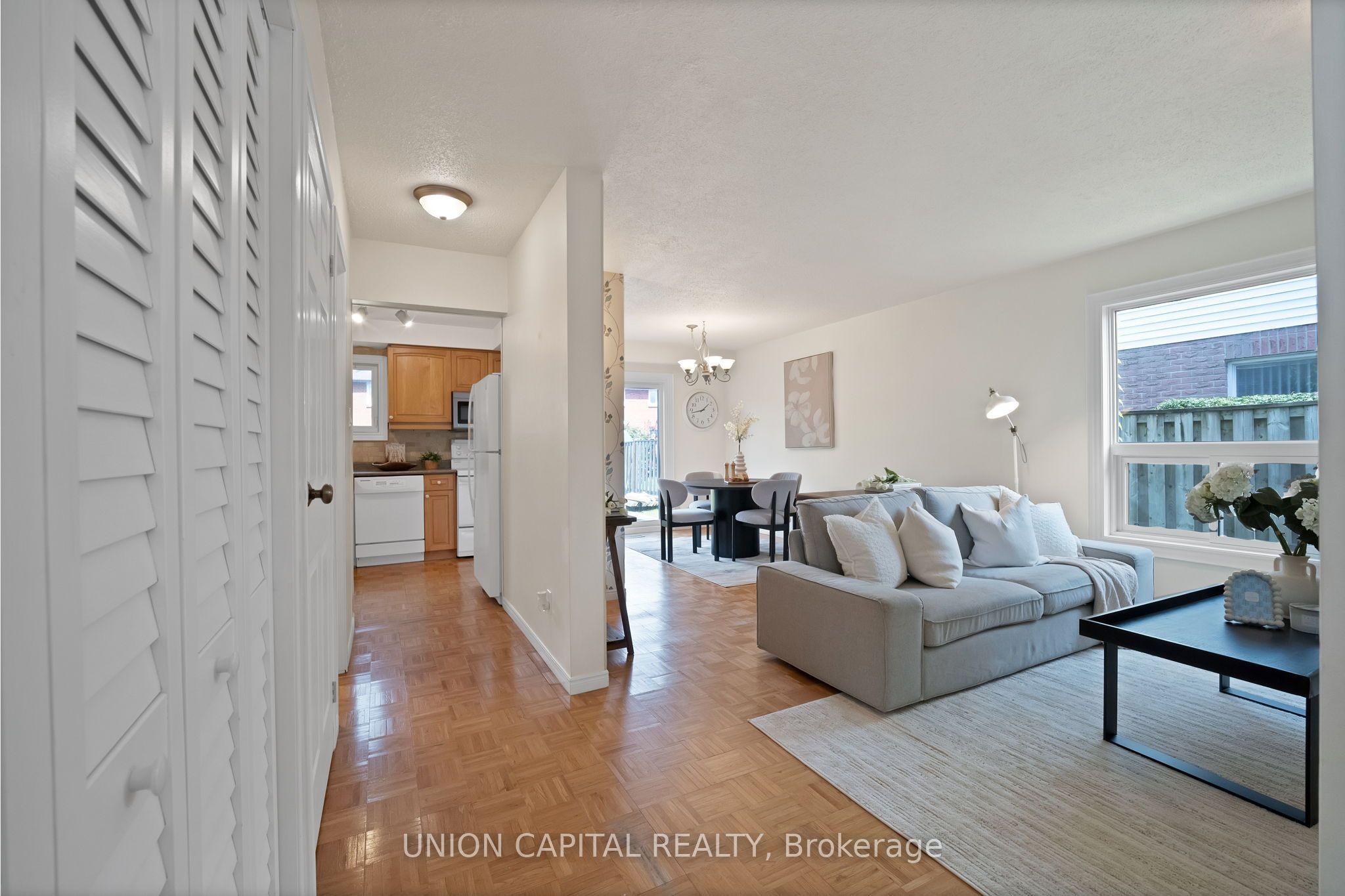 73 Humphrey Drive Property Photo 6