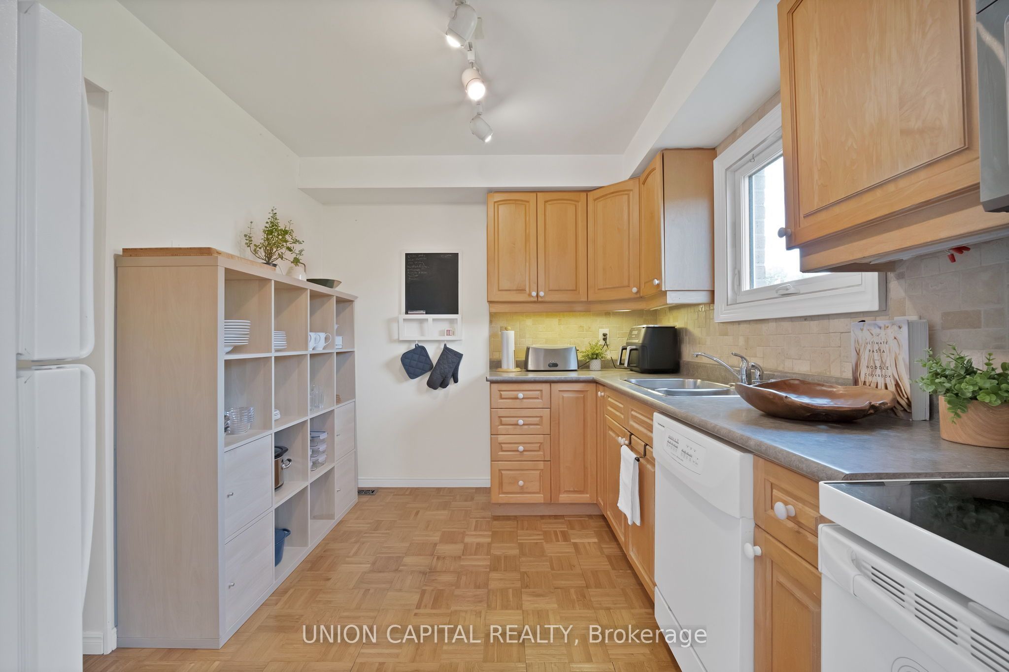 73 Humphrey Drive Property Photo 15