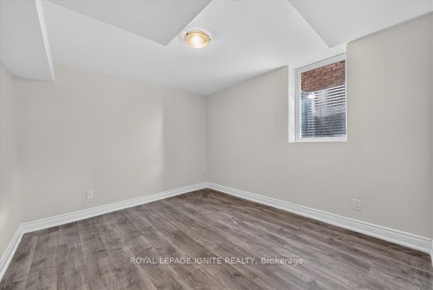 67 Henry Smith Avenue Bsmt Property Photo 10