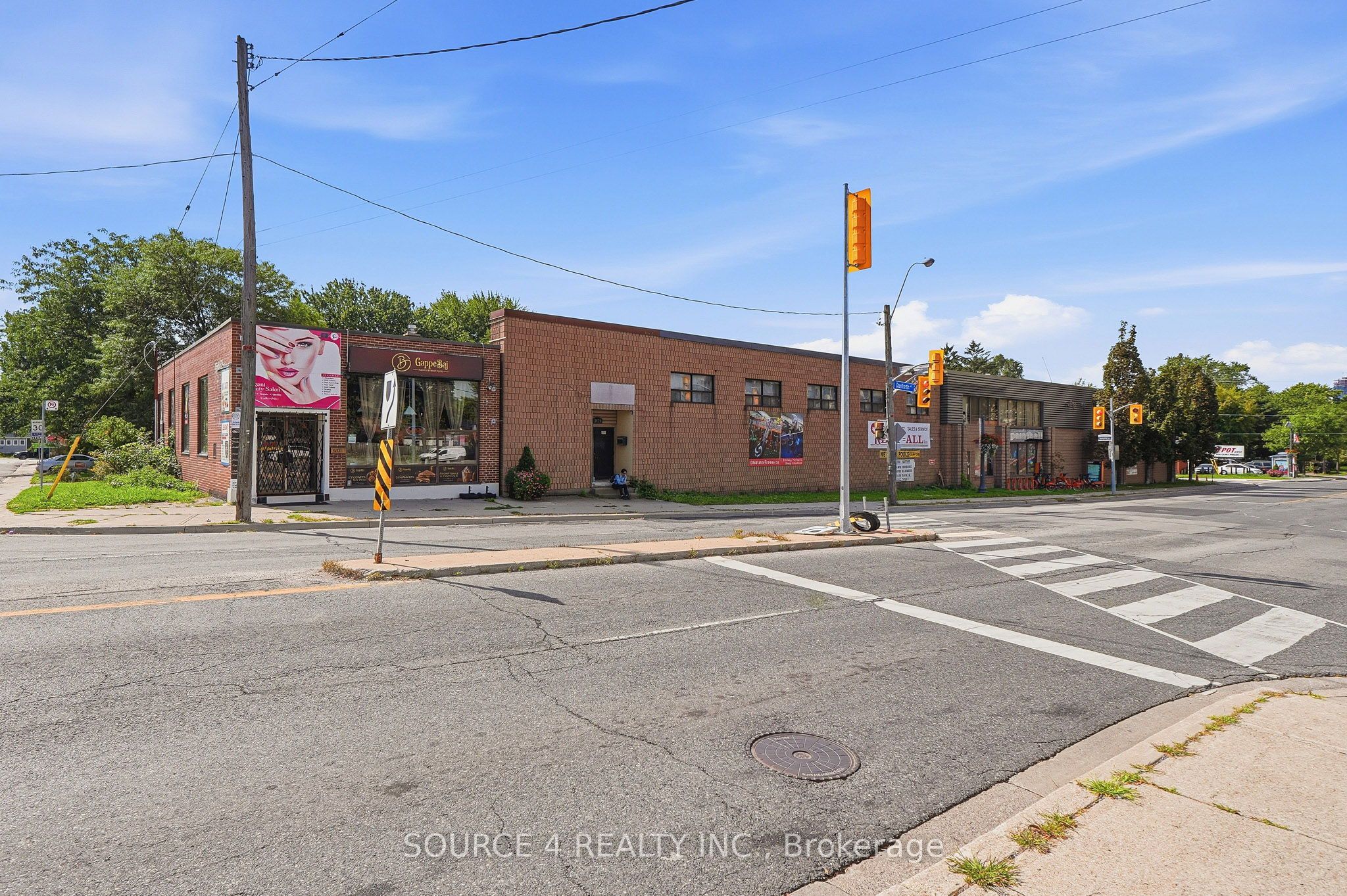3475-3491 Danforth Avenue Property Photo 2