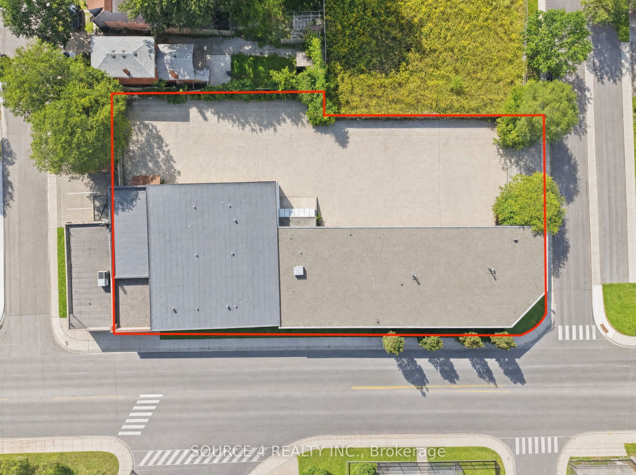 3475-3491 Danforth Avenue Property Photo 5
