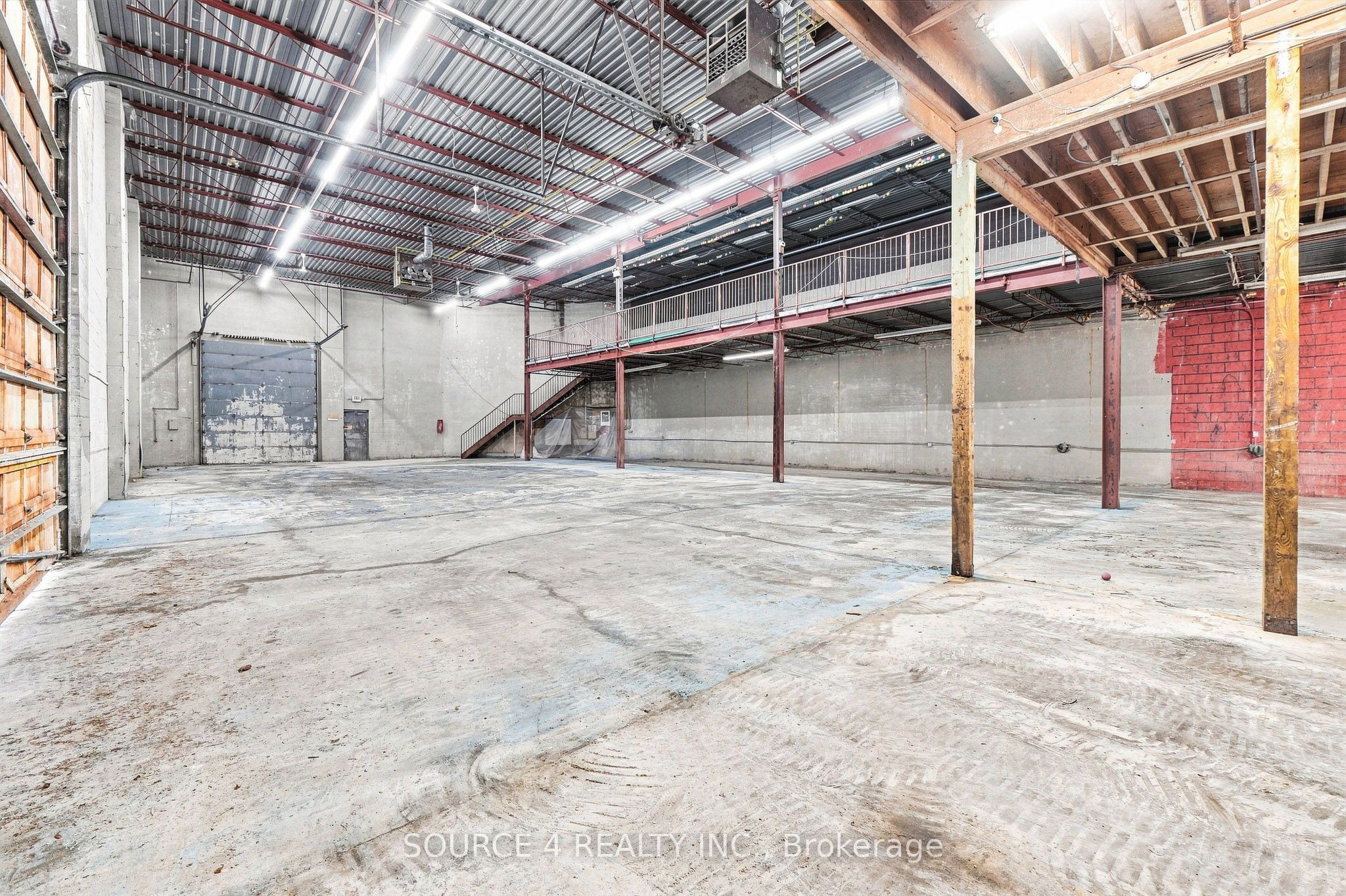 3475-3491 Danforth Avenue Property Photo 10