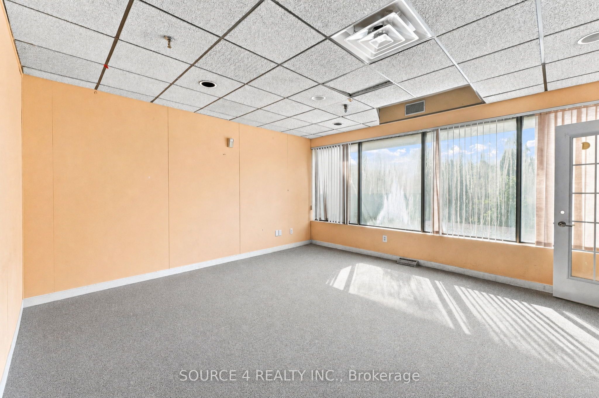 3475-3491 Danforth Avenue Property Photo 20