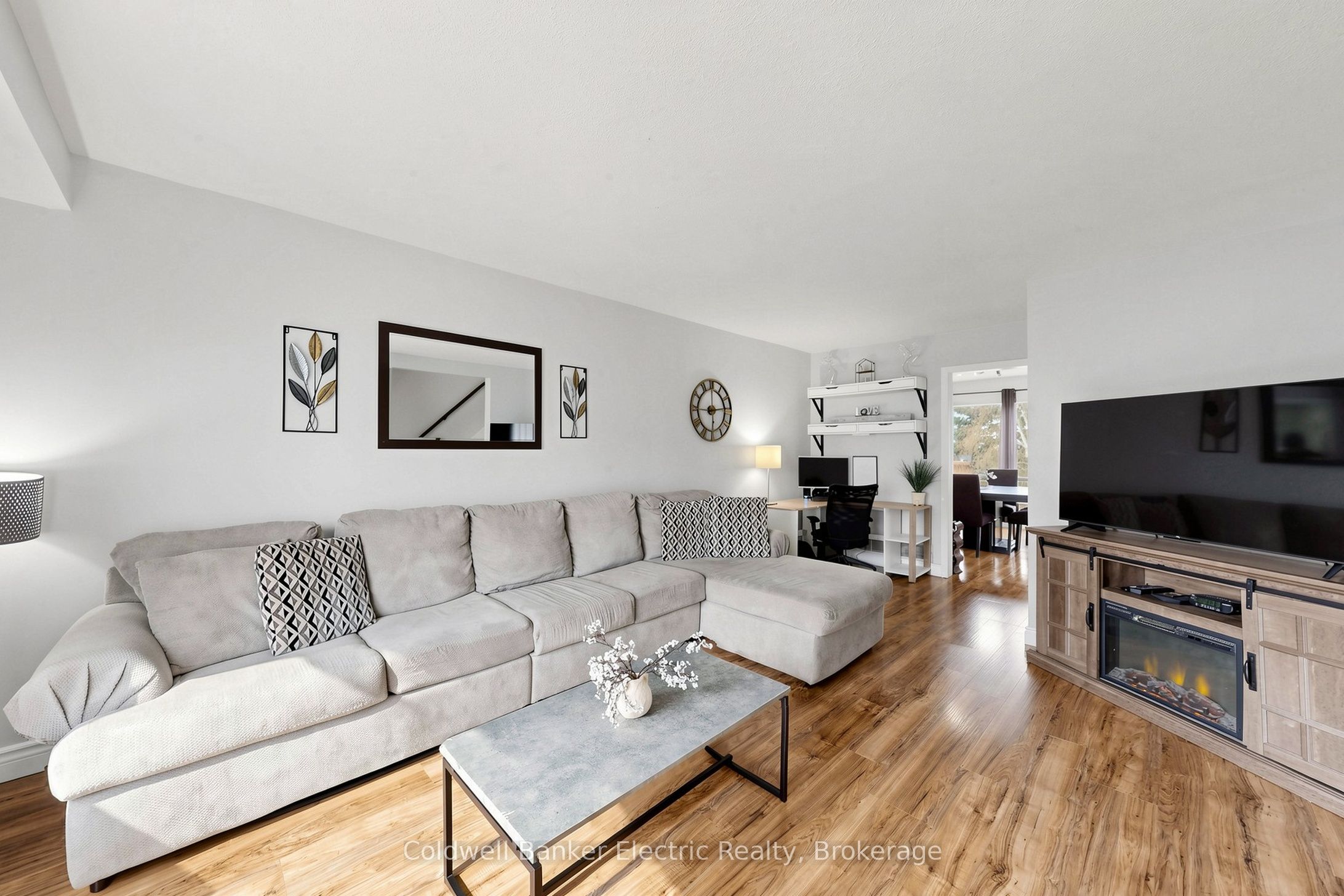 900 Southridge Street Property Photo 7