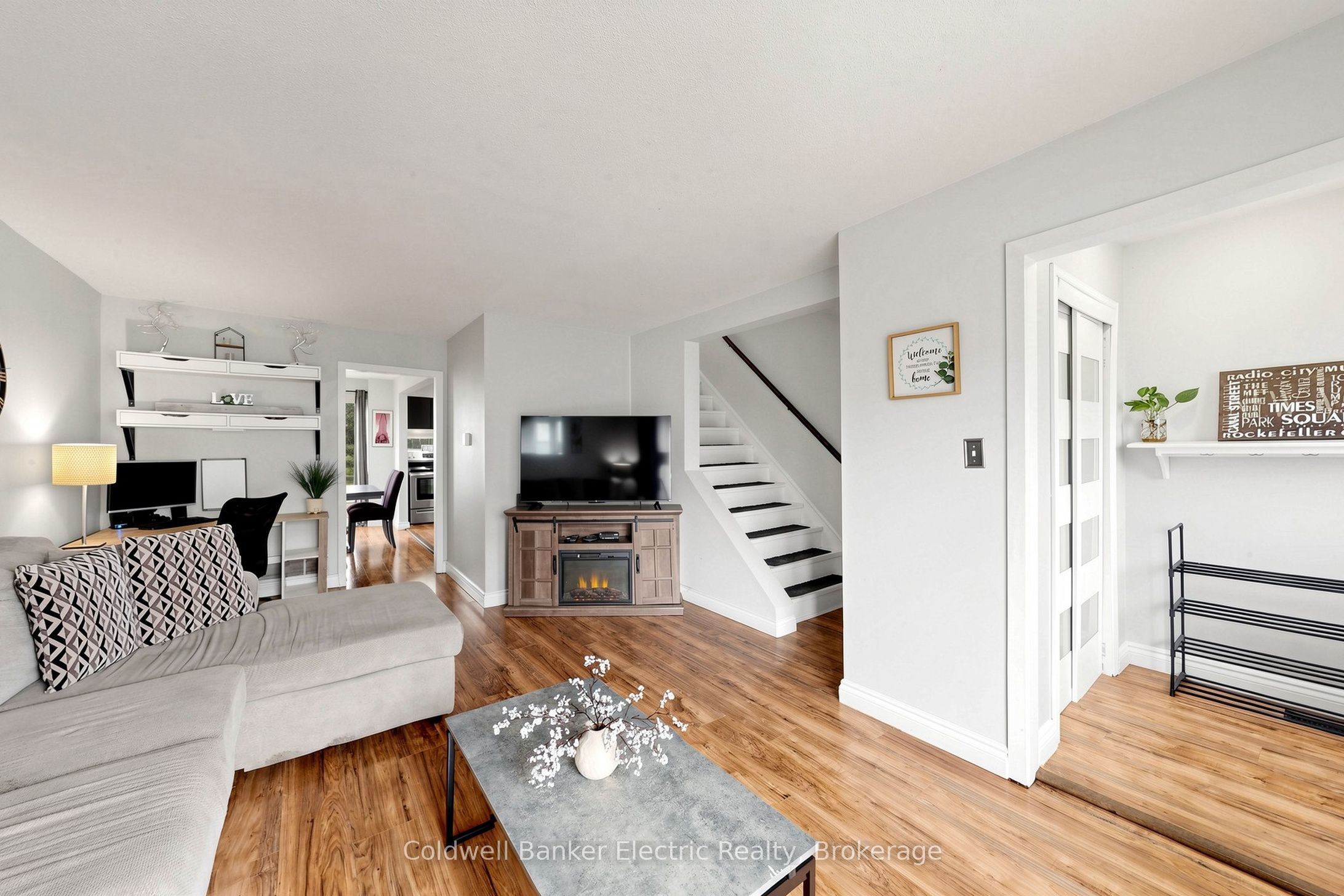 900 Southridge Street Property Photo 8