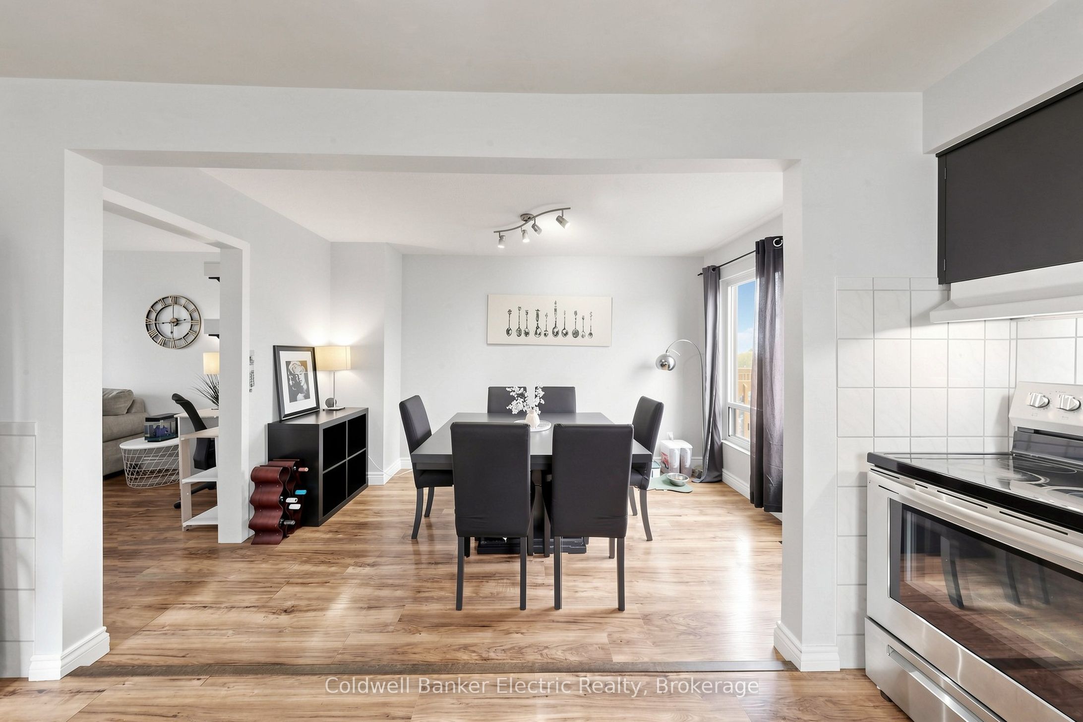 900 Southridge Street Property Photo 12