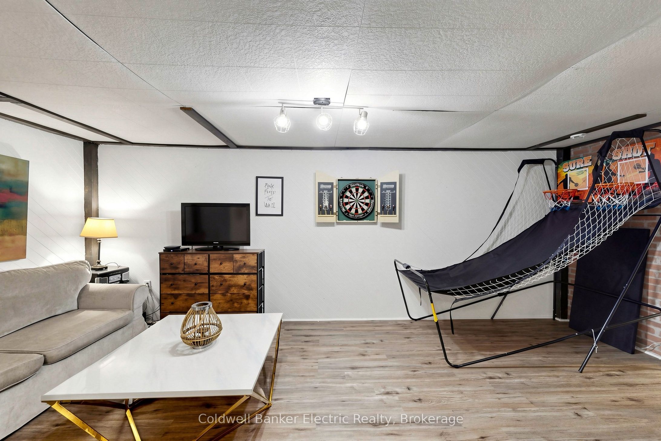 900 Southridge Street Property Photo 28