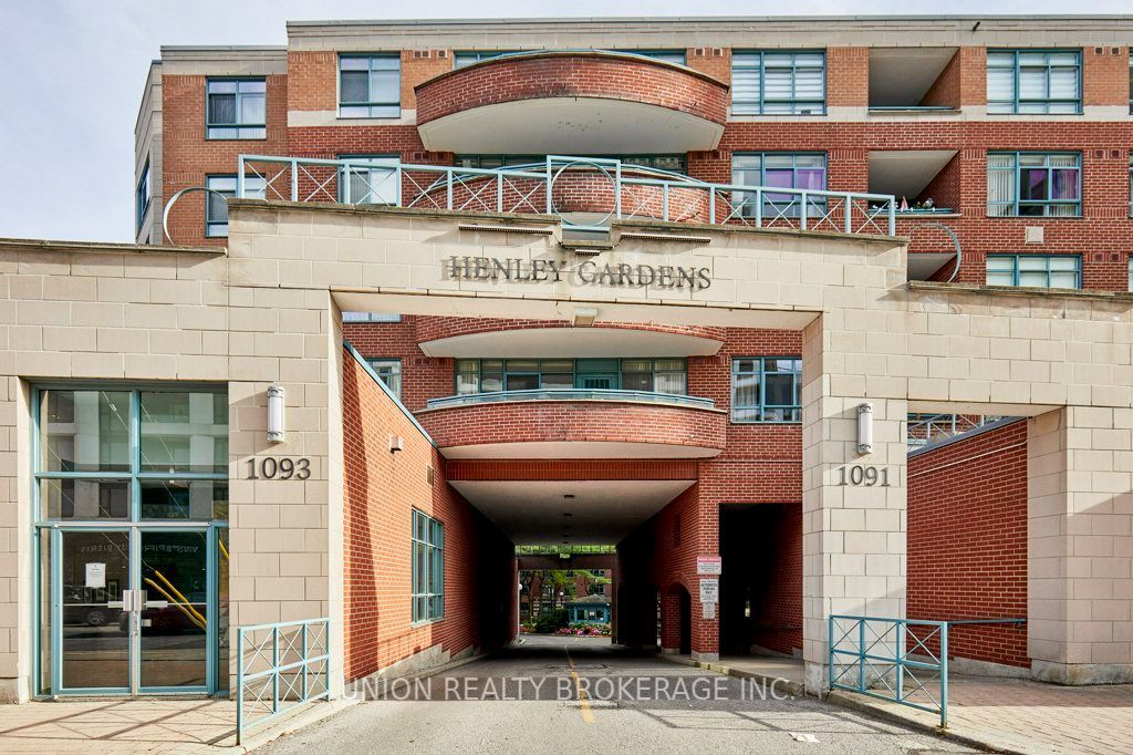 1093 Kingston Road 905