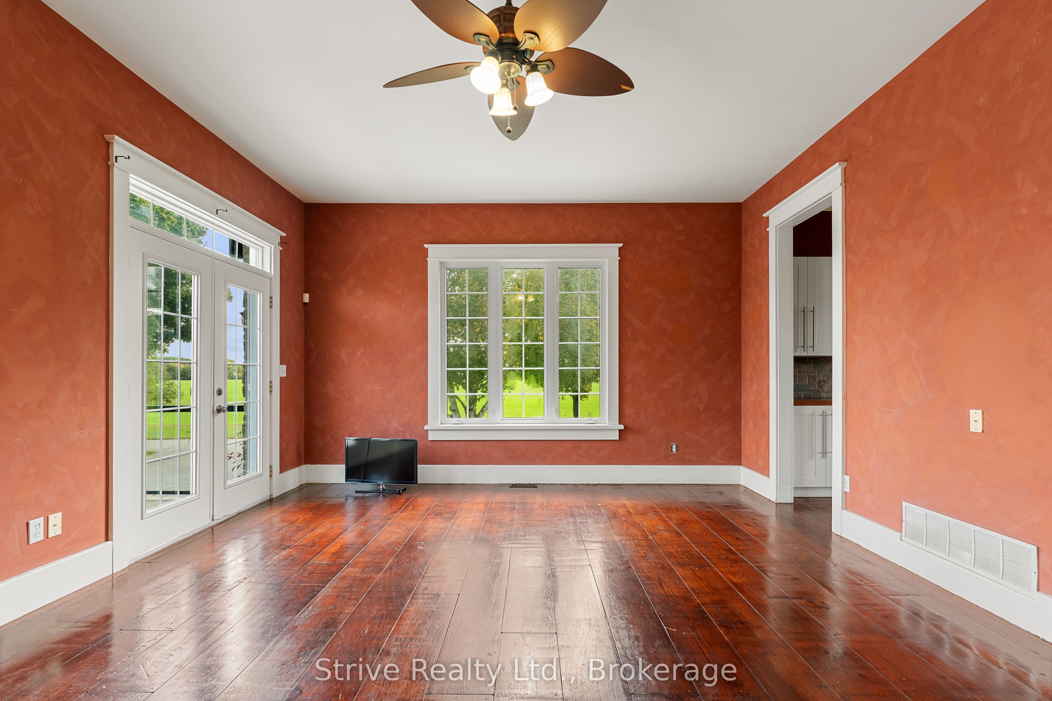 5659 Gilmore Road Property Photo 14