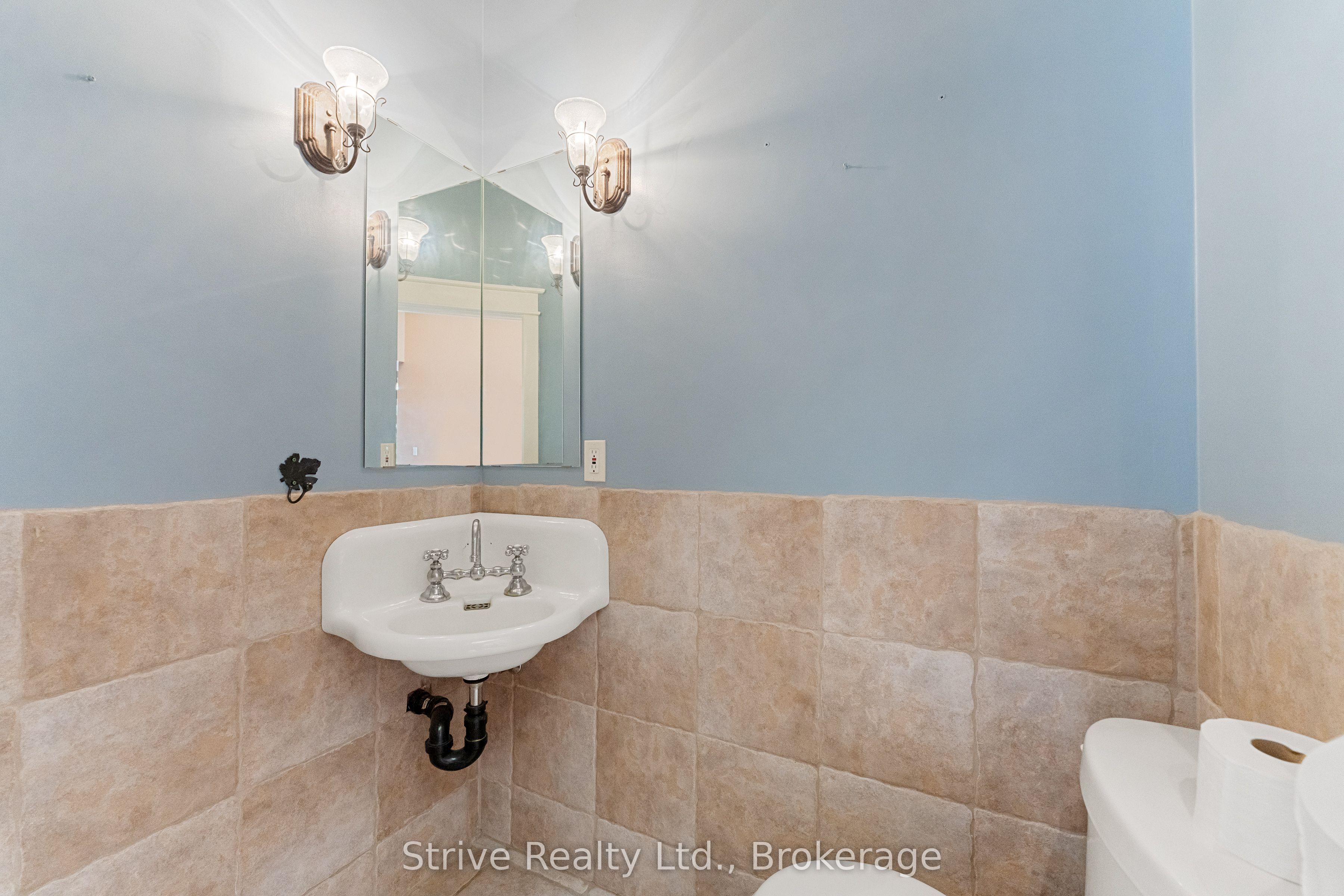 5659 Gilmore Road Property Photo 24