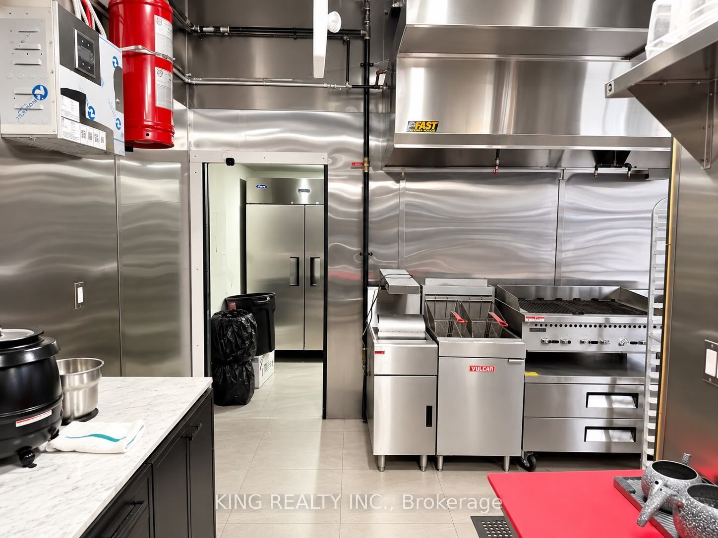 1001 Queen Street E Property Photo 26