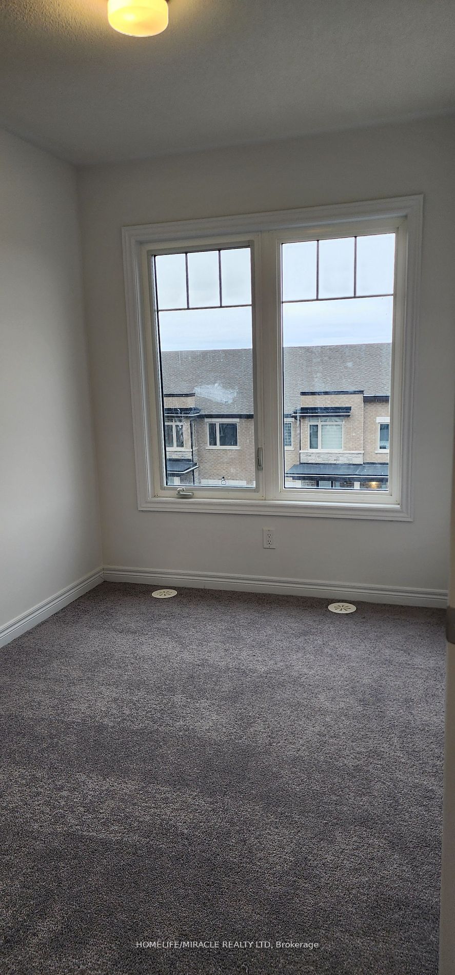 2039 Cameron Lott Crescent Property Photo 10