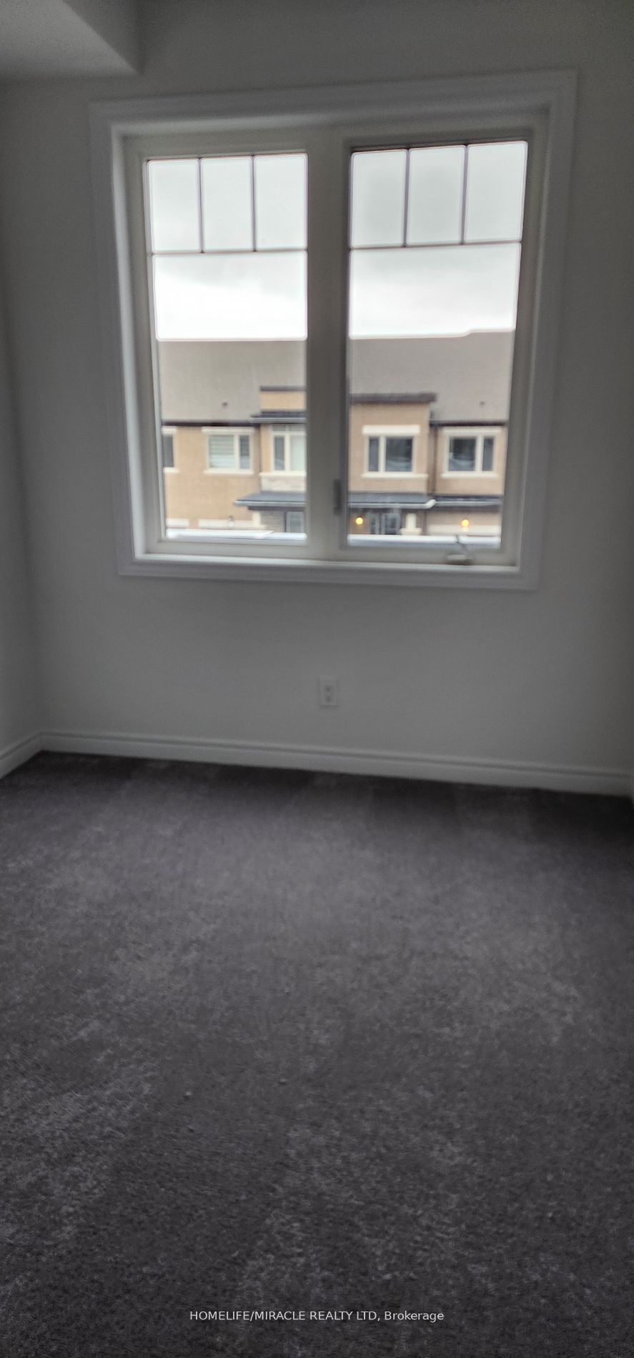 2039 Cameron Lott Crescent Property Photo 11