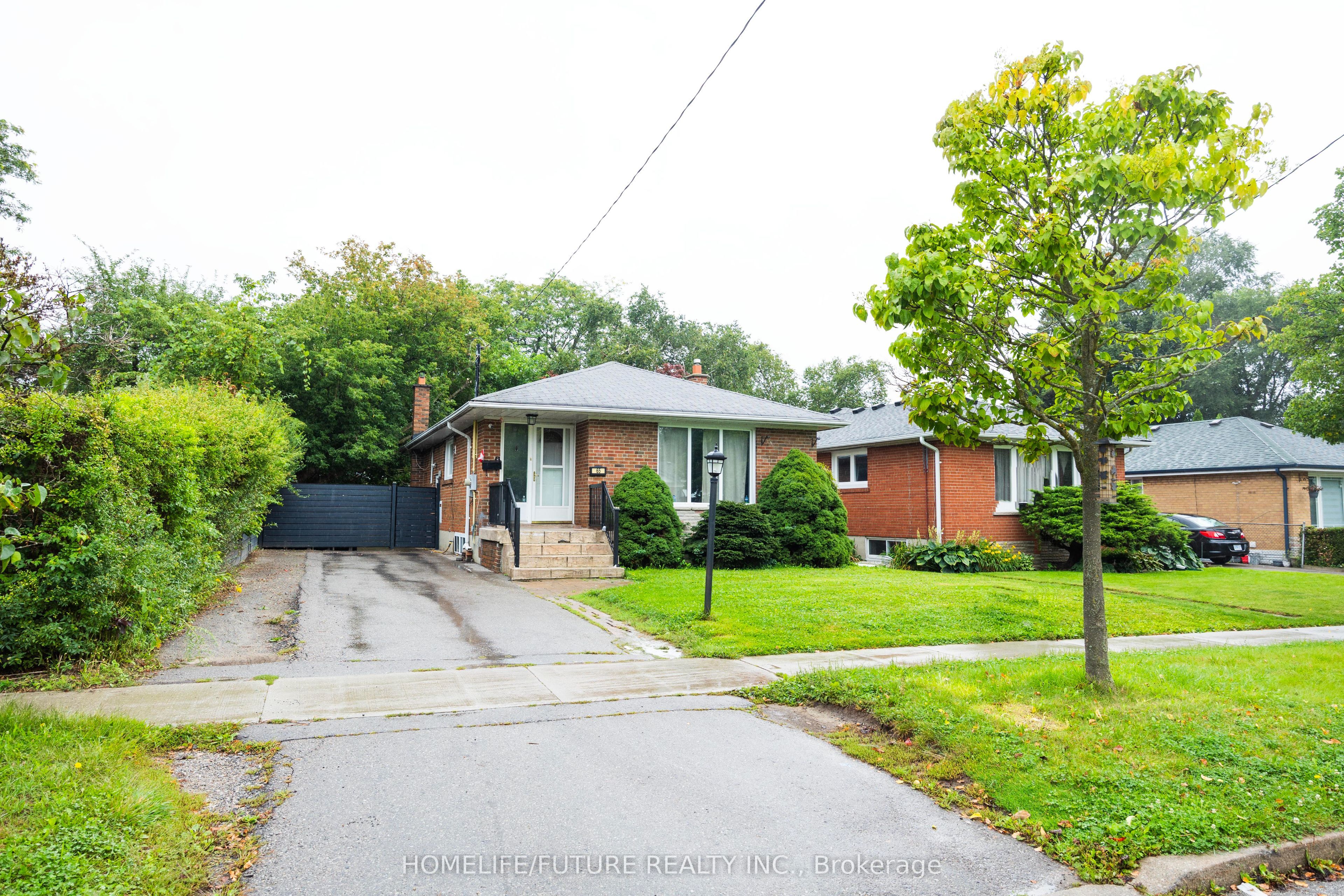 65 Blakemanor Boulevard