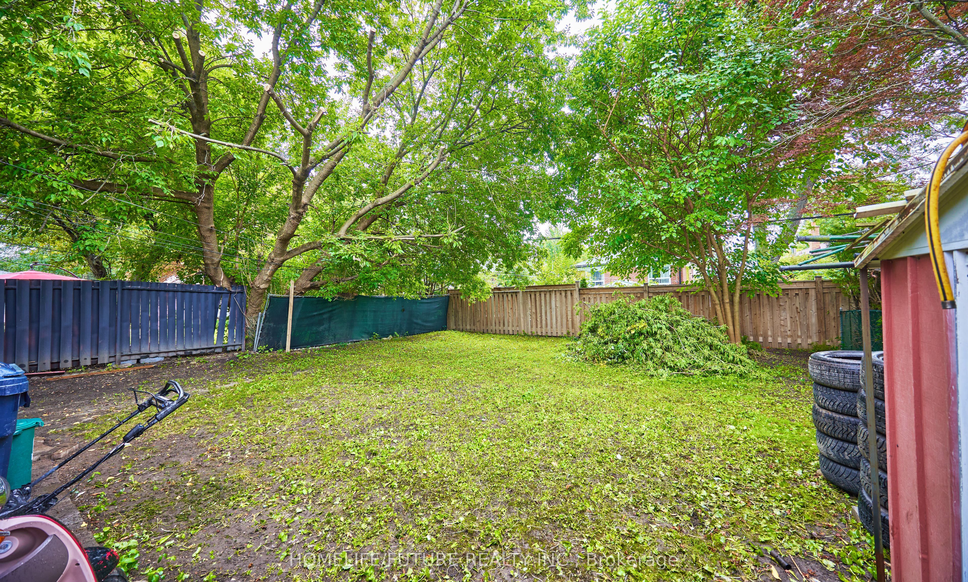 65 Blakemanor Boulevard Property Photo 28