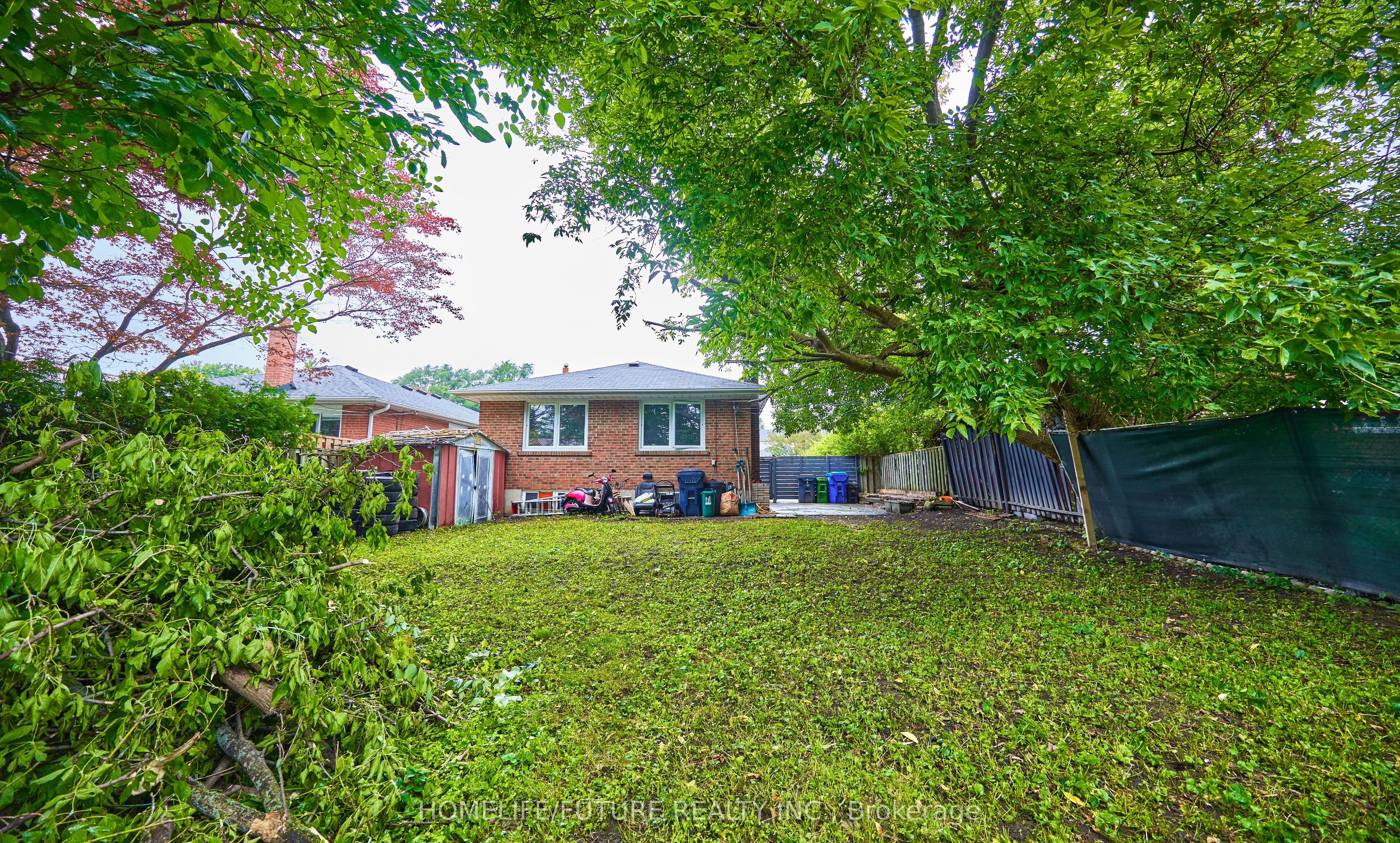 65 Blakemanor Boulevard Property Photo 29