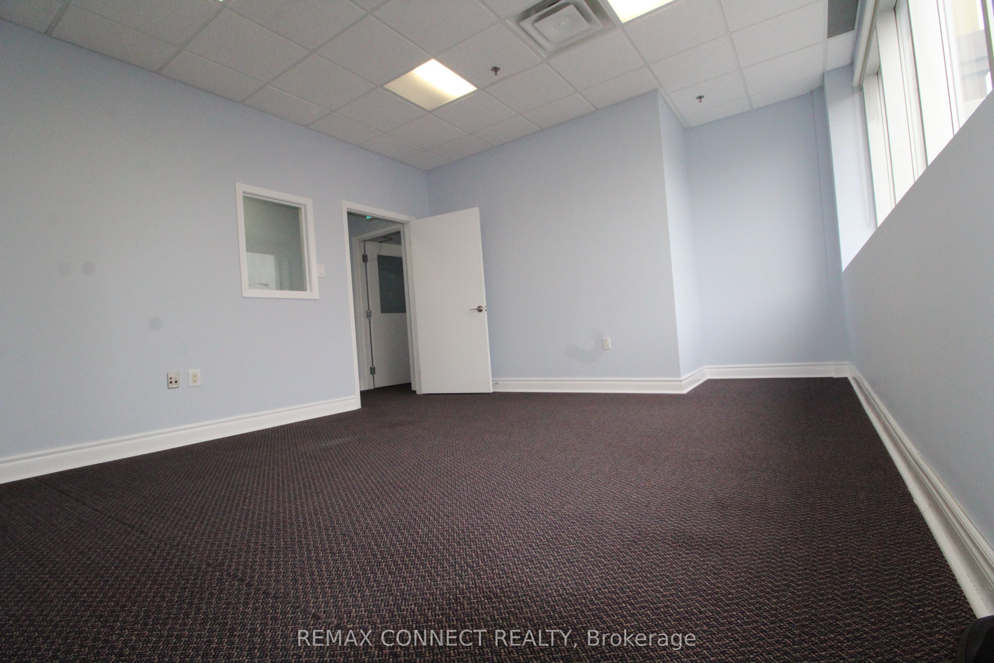 1415 Kennedy Road Unit #15 Upper Floor Property Photo 5
