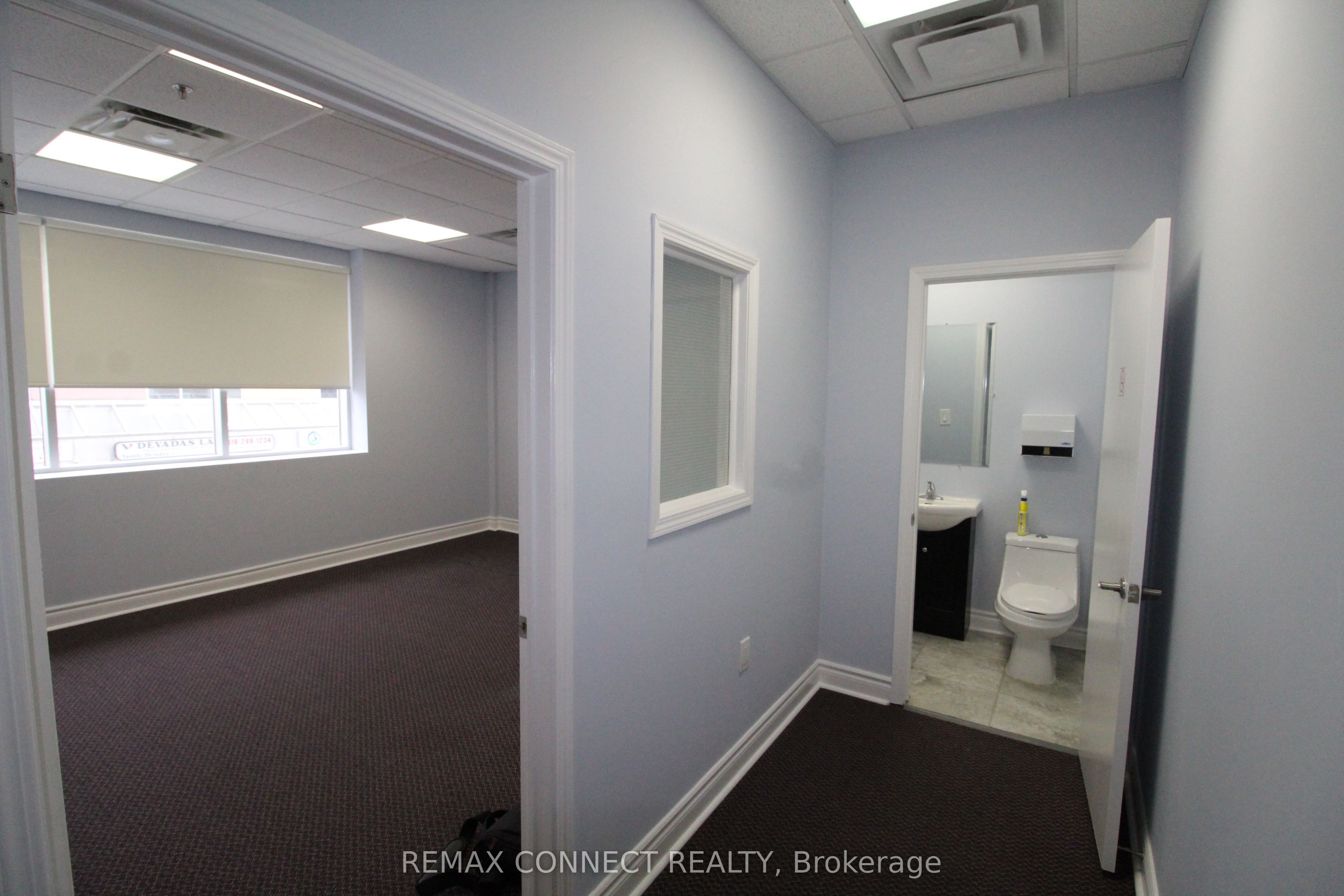 1415 Kennedy Road Unit #15 Upper Floor Property Photo 7