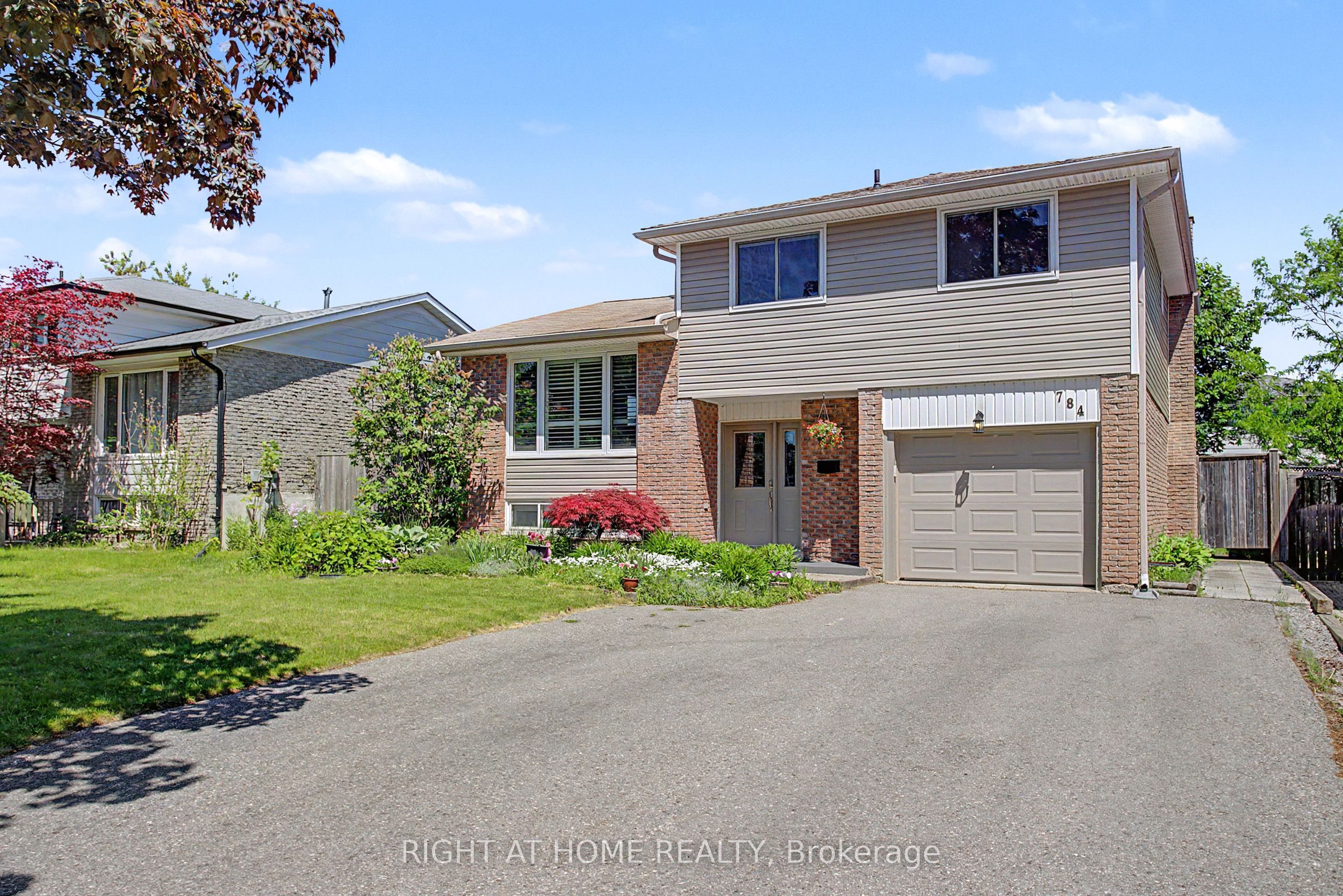 784 Rodney Court Property Photo 1