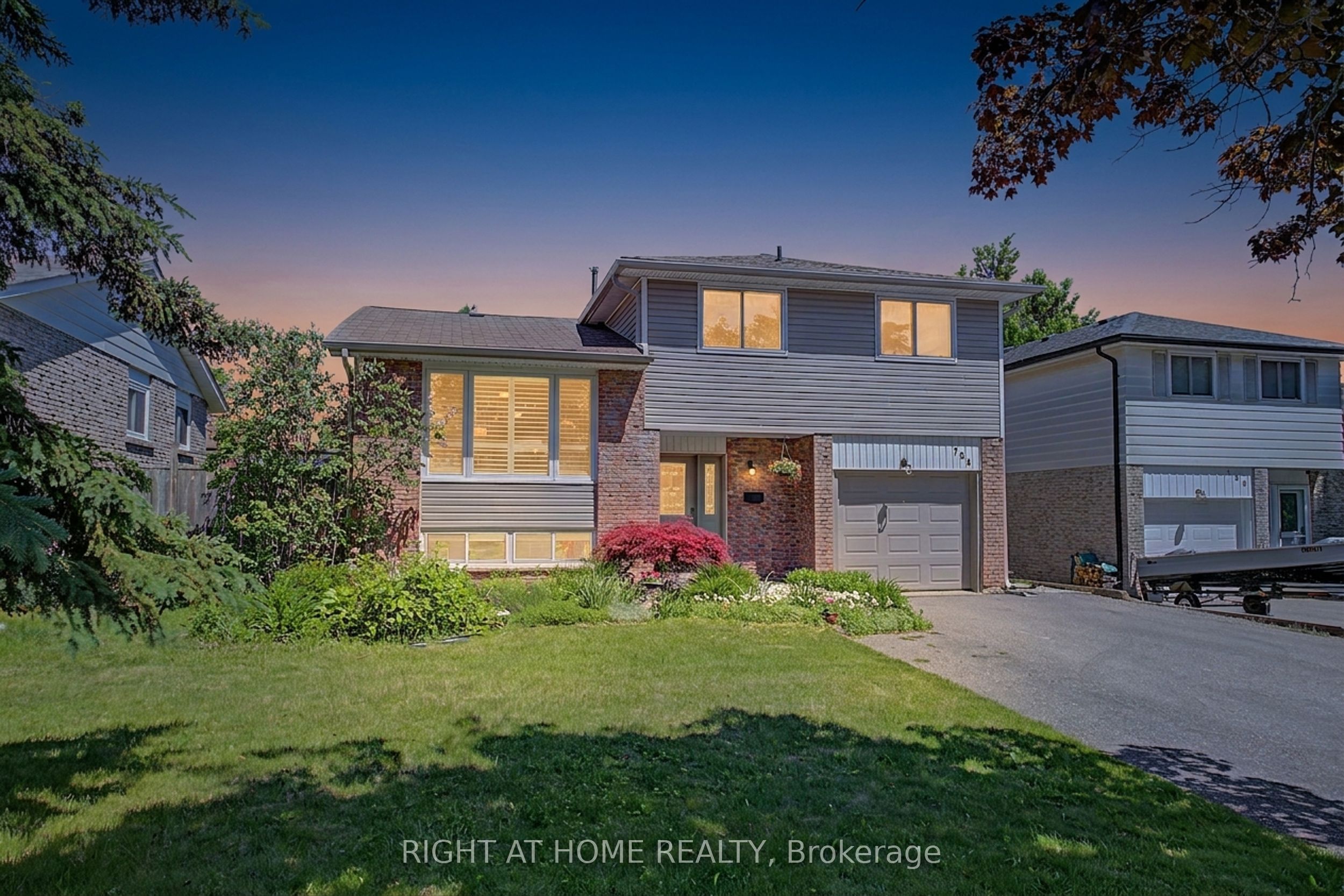 784 Rodney Court Property Photo 1
