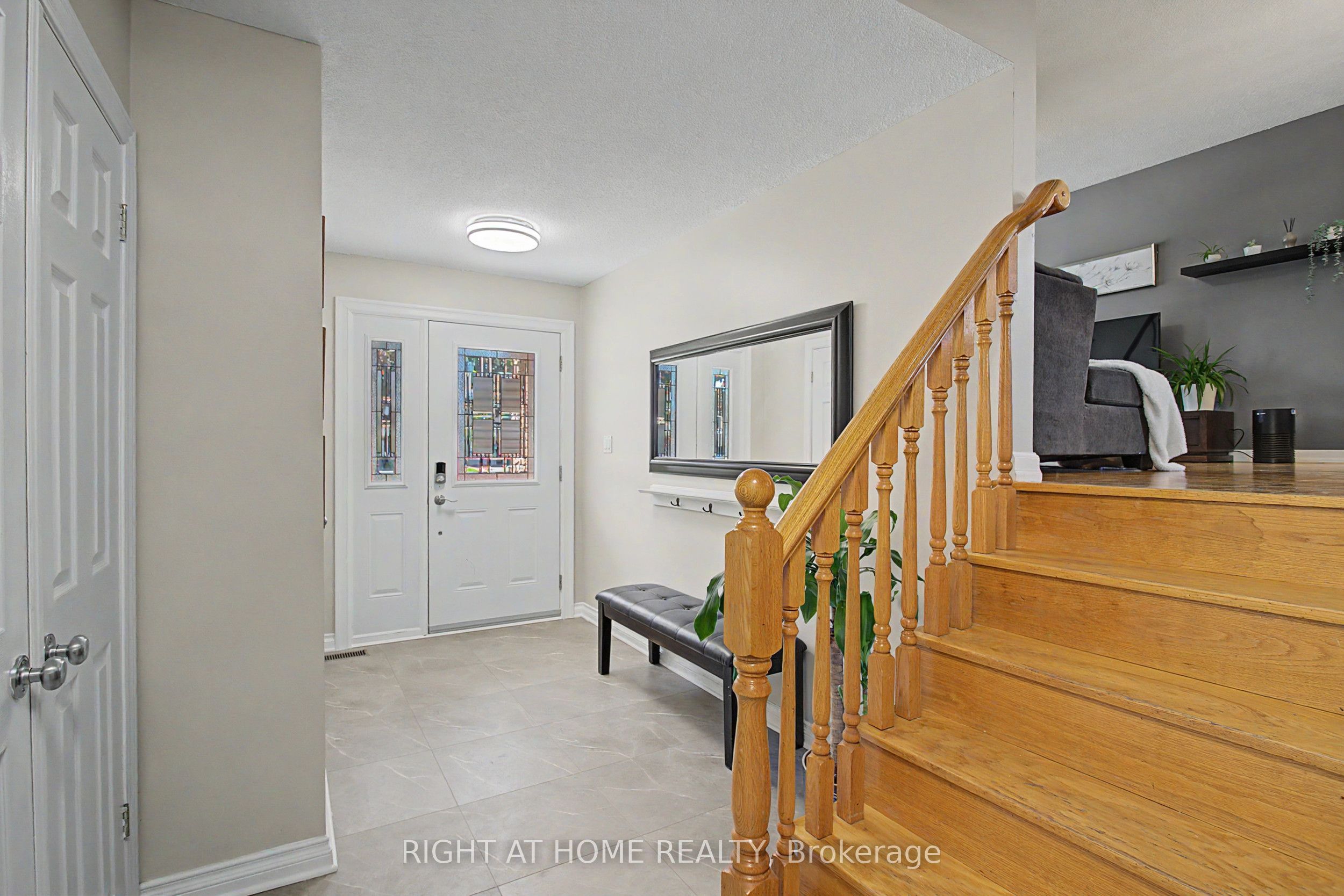 784 Rodney Court Property Photo 7