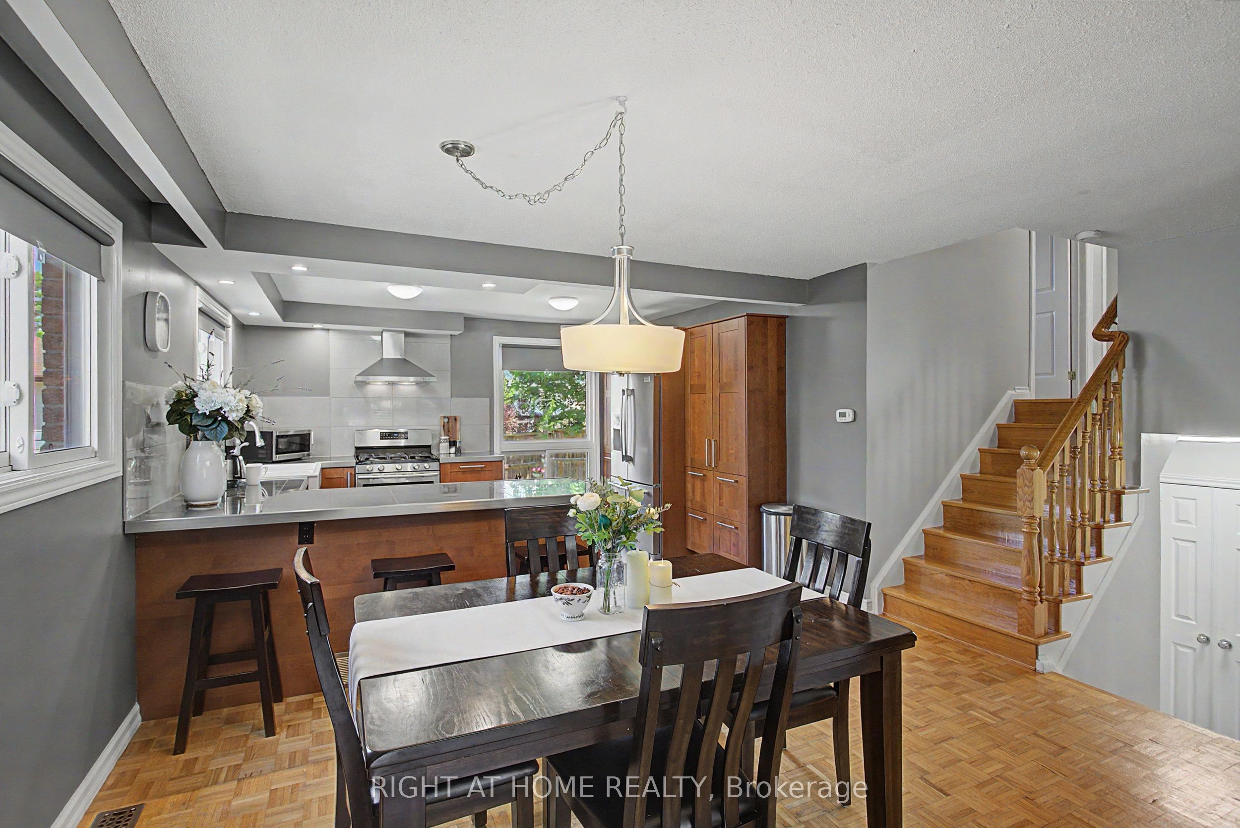 784 Rodney Court Property Photo 13