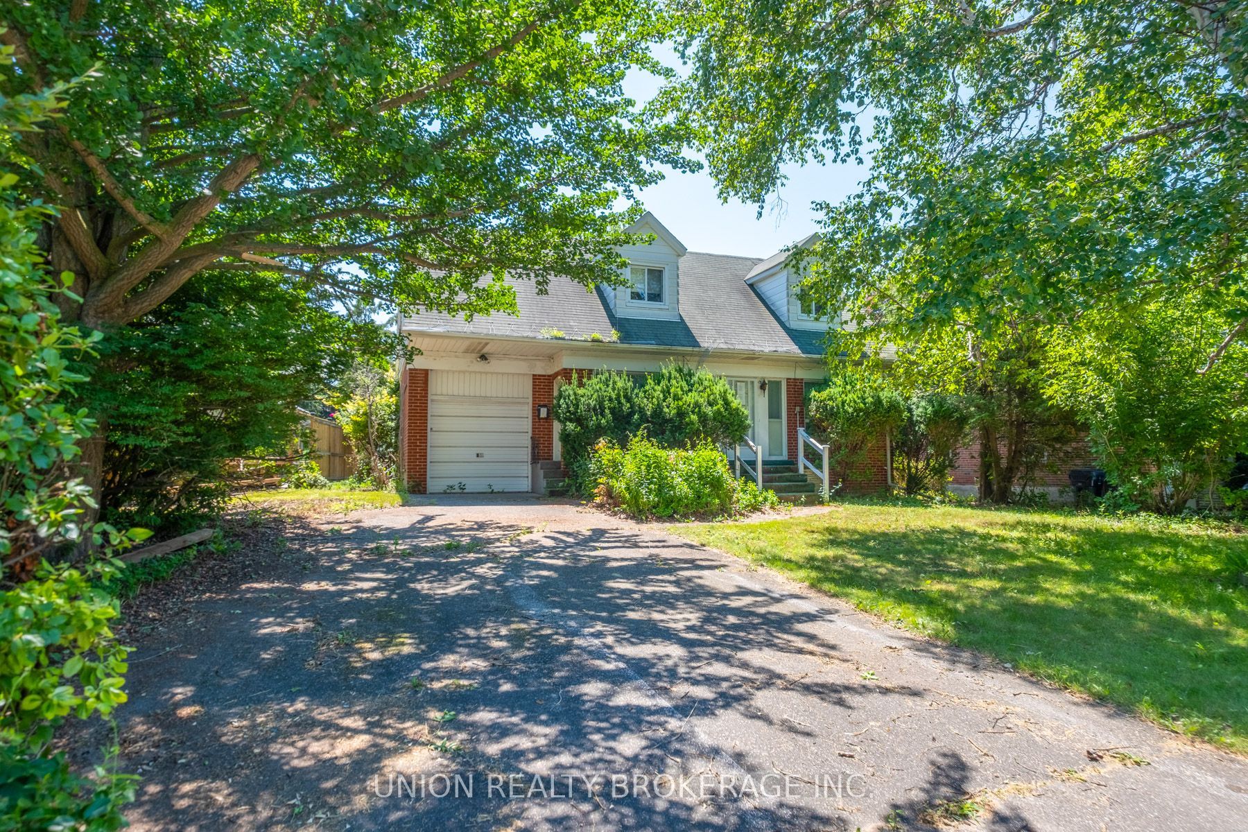 37 Shirley Crescent