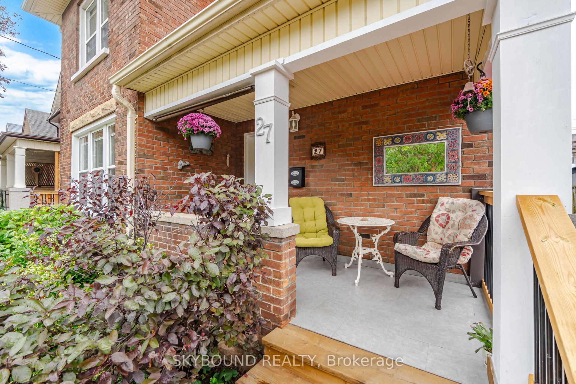 27 Rowe Street Property Photo 3