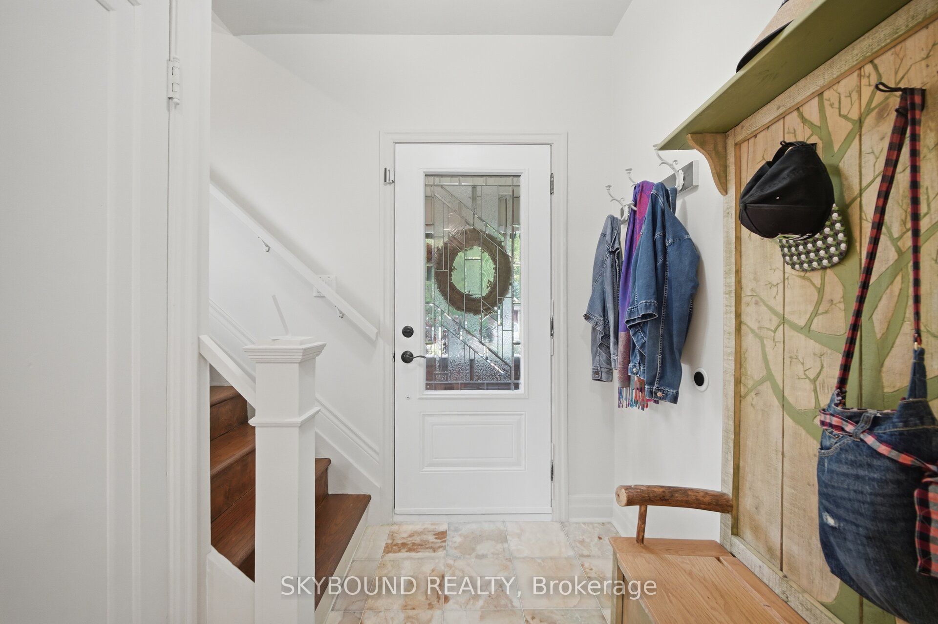 27 Rowe Street Property Photo 5