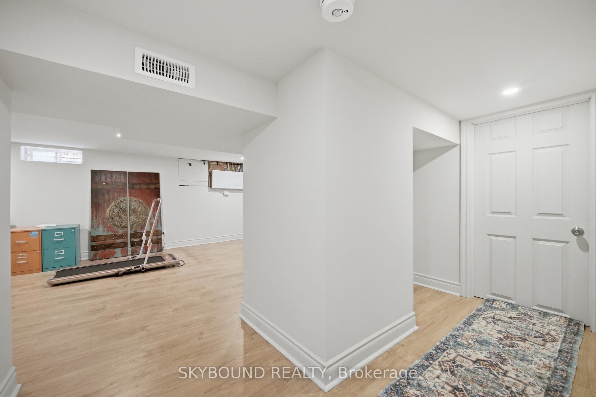 27 Rowe Street Property Photo 38