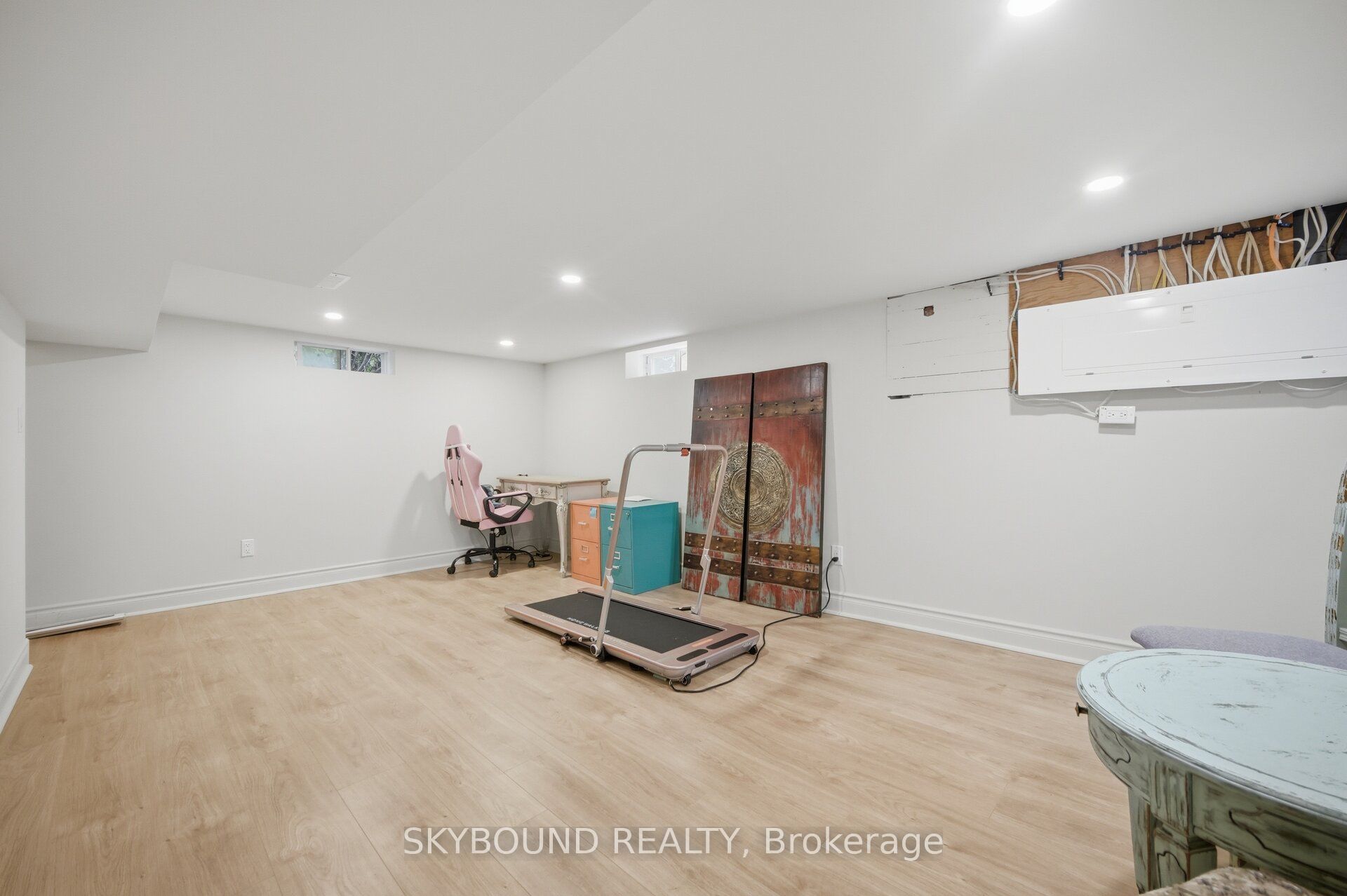 27 Rowe Street Property Photo 39