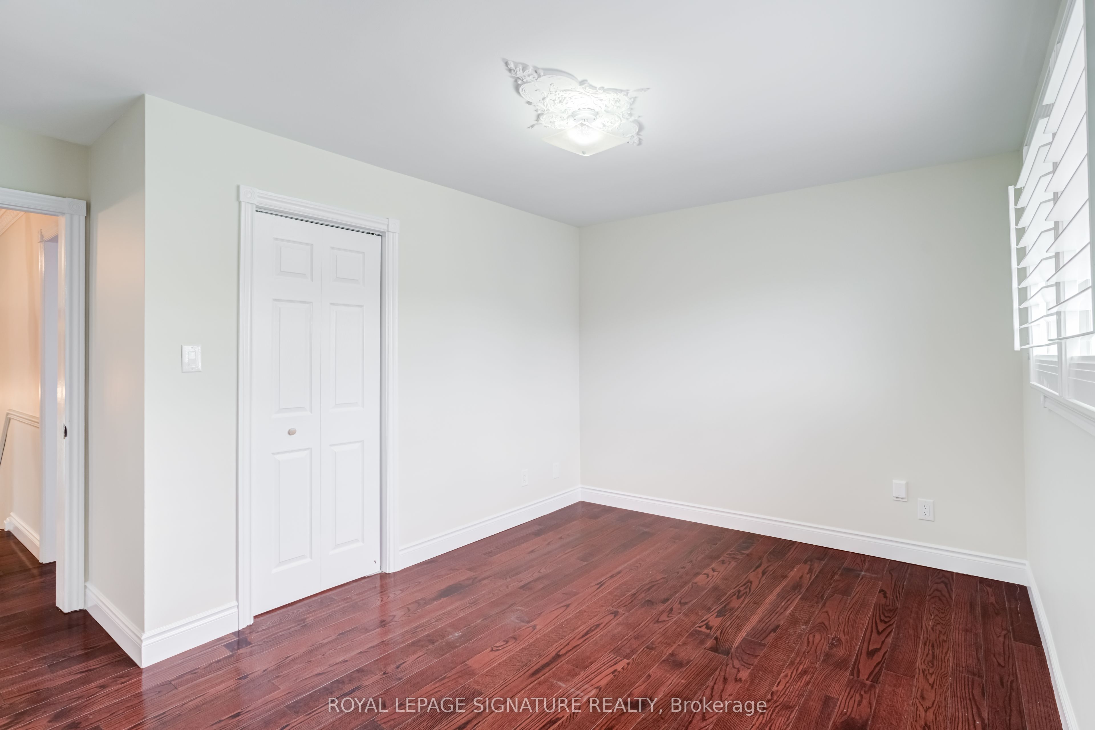 40 Beamsville Drive Property Photo 17