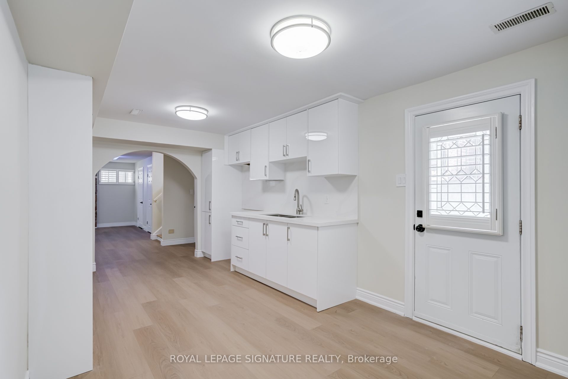 40 Beamsville Drive Property Photo 31