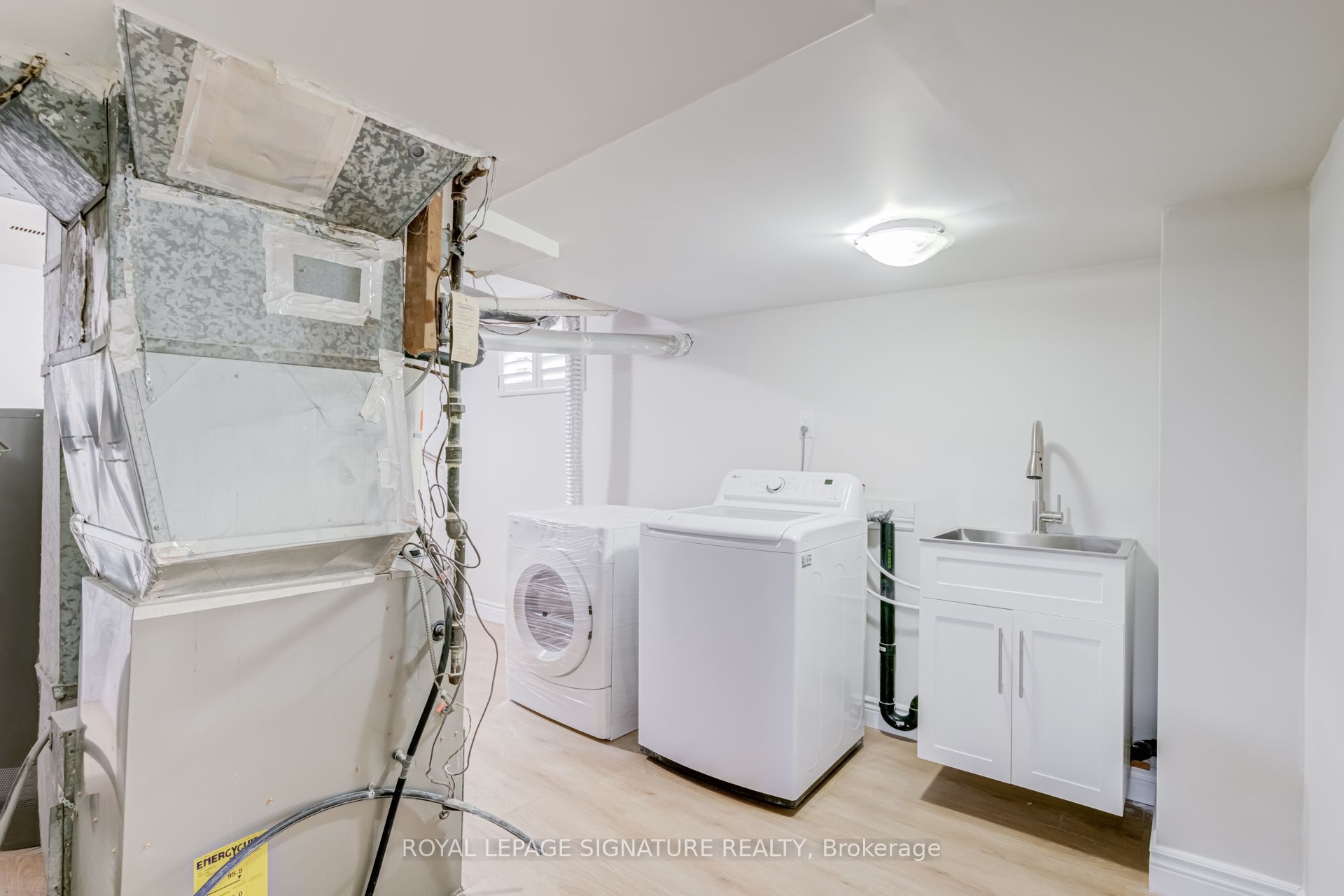 40 Beamsville Drive Property Photo 36