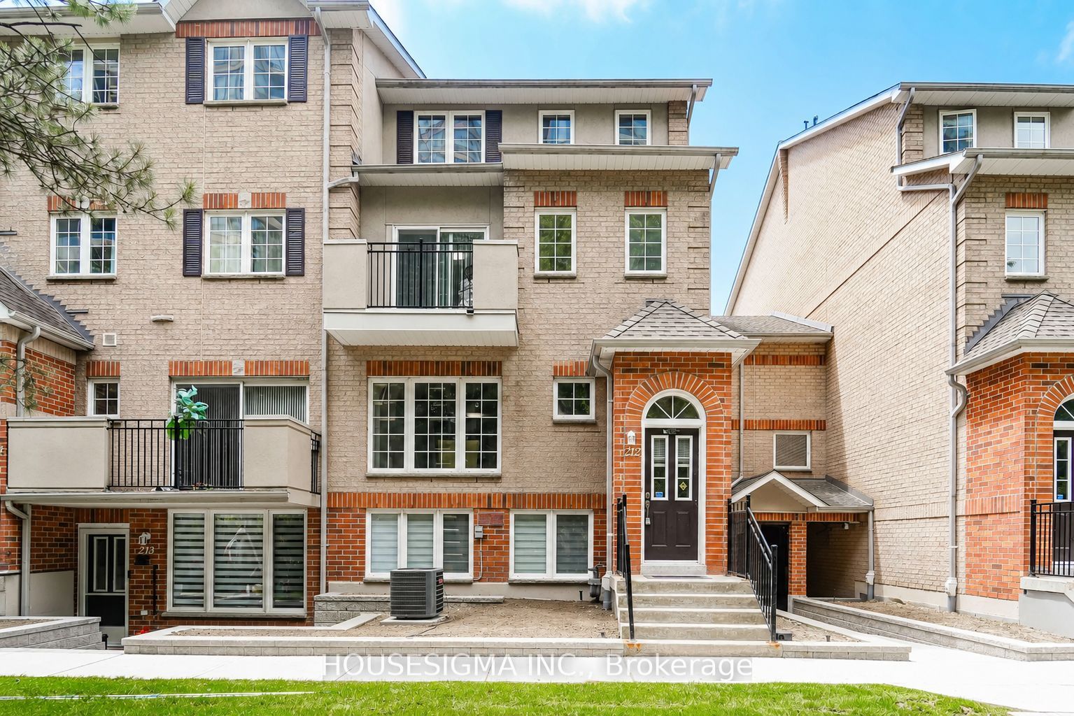1400 The Esplanade N 212 Property Photo 1