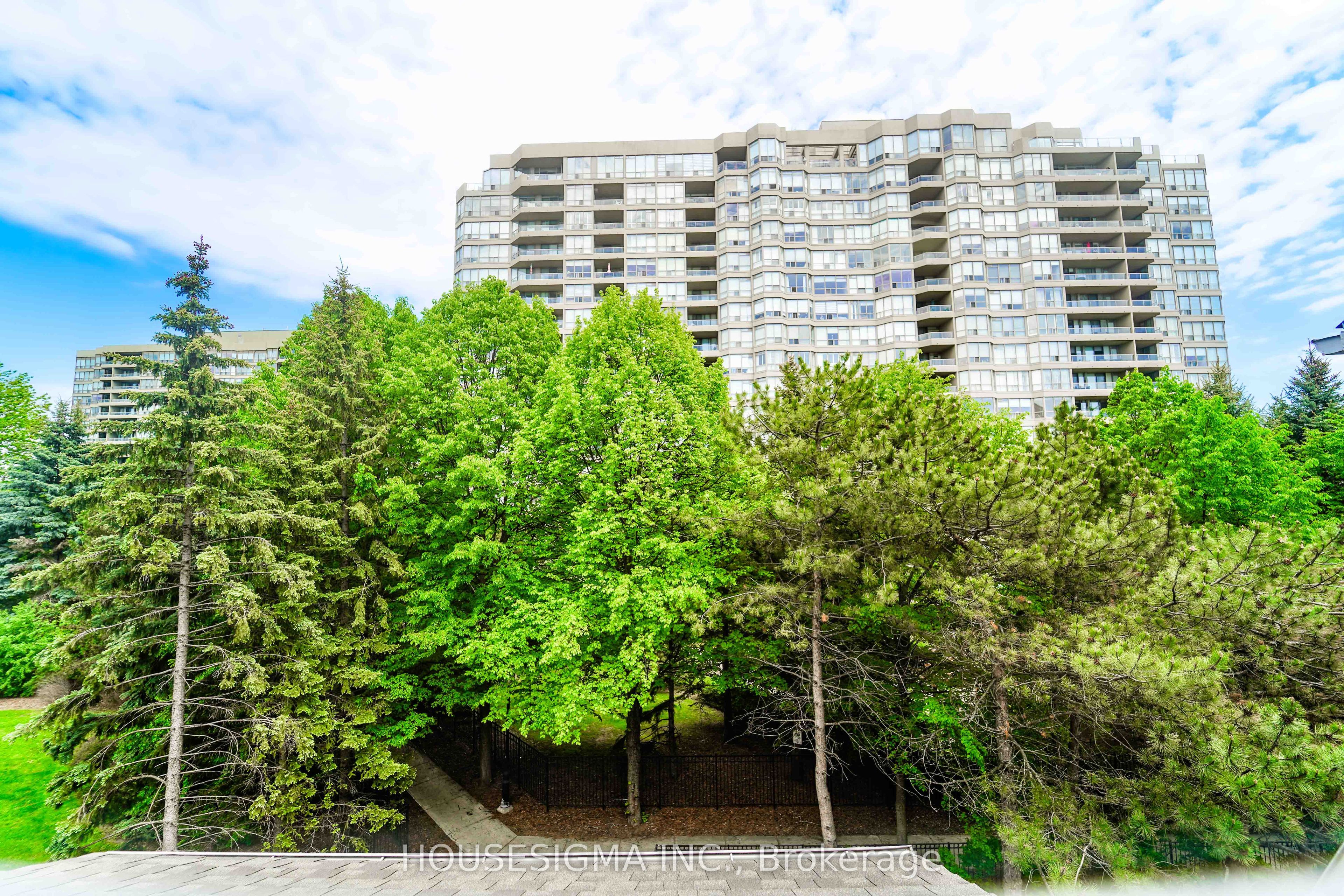 1400 The Esplanade N 212 Property Photo 5