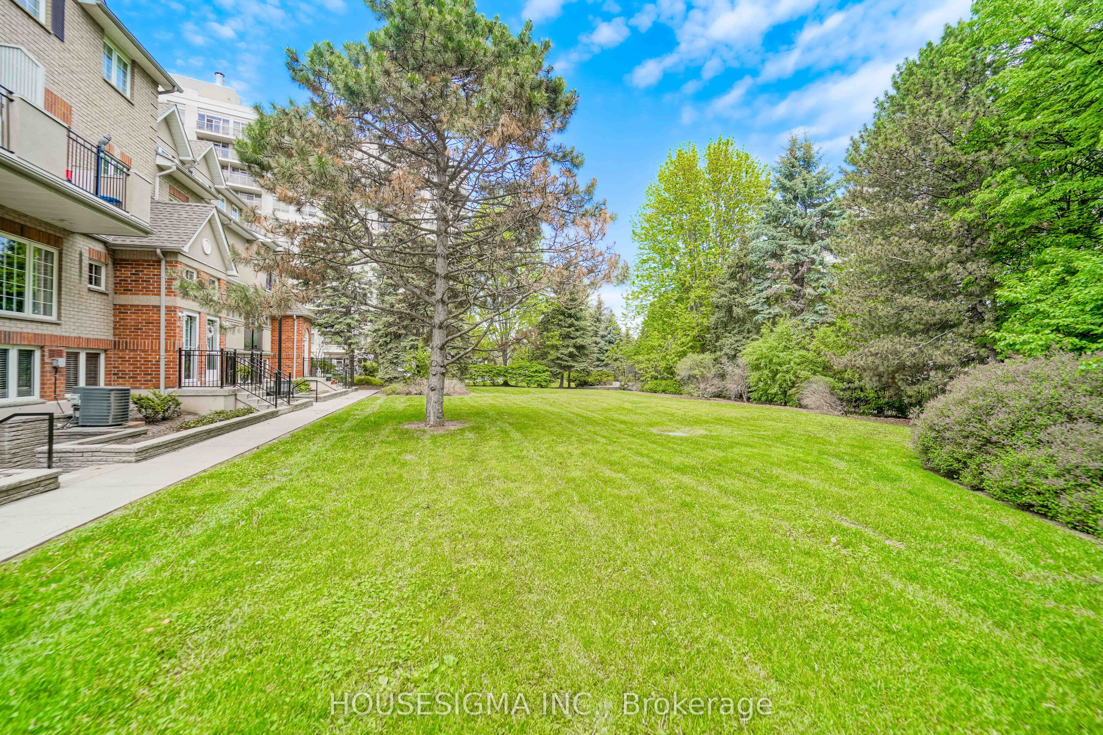 1400 The Esplanade N 212 Property Photo 6