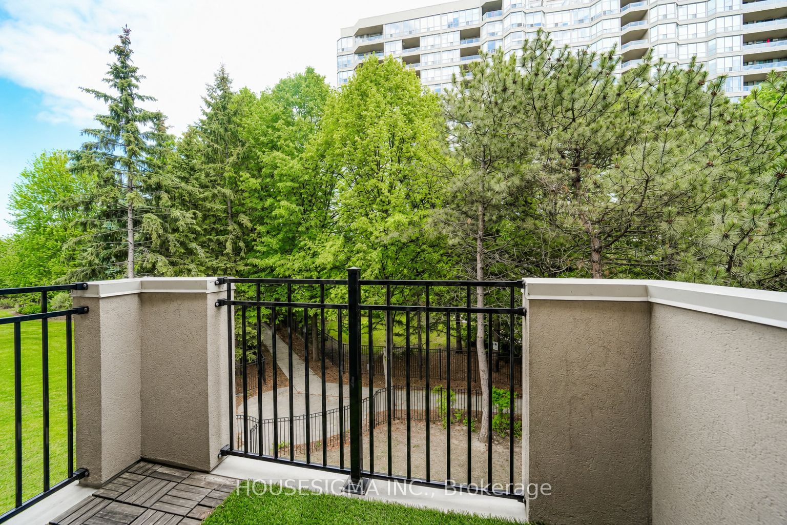 1400 The Esplanade N 212 Property Photo 9