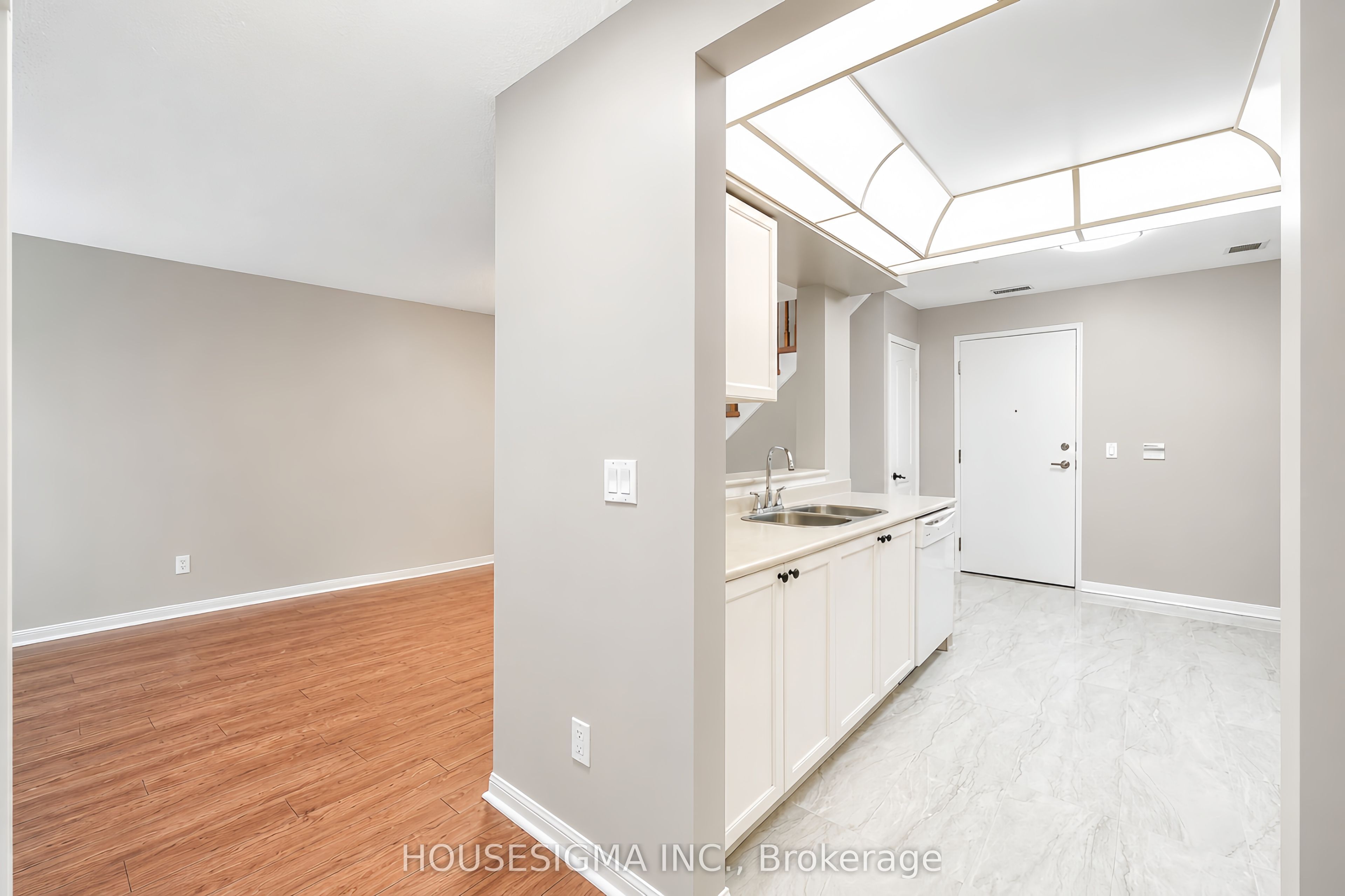 1400 The Esplanade N 212 Property Photo 11