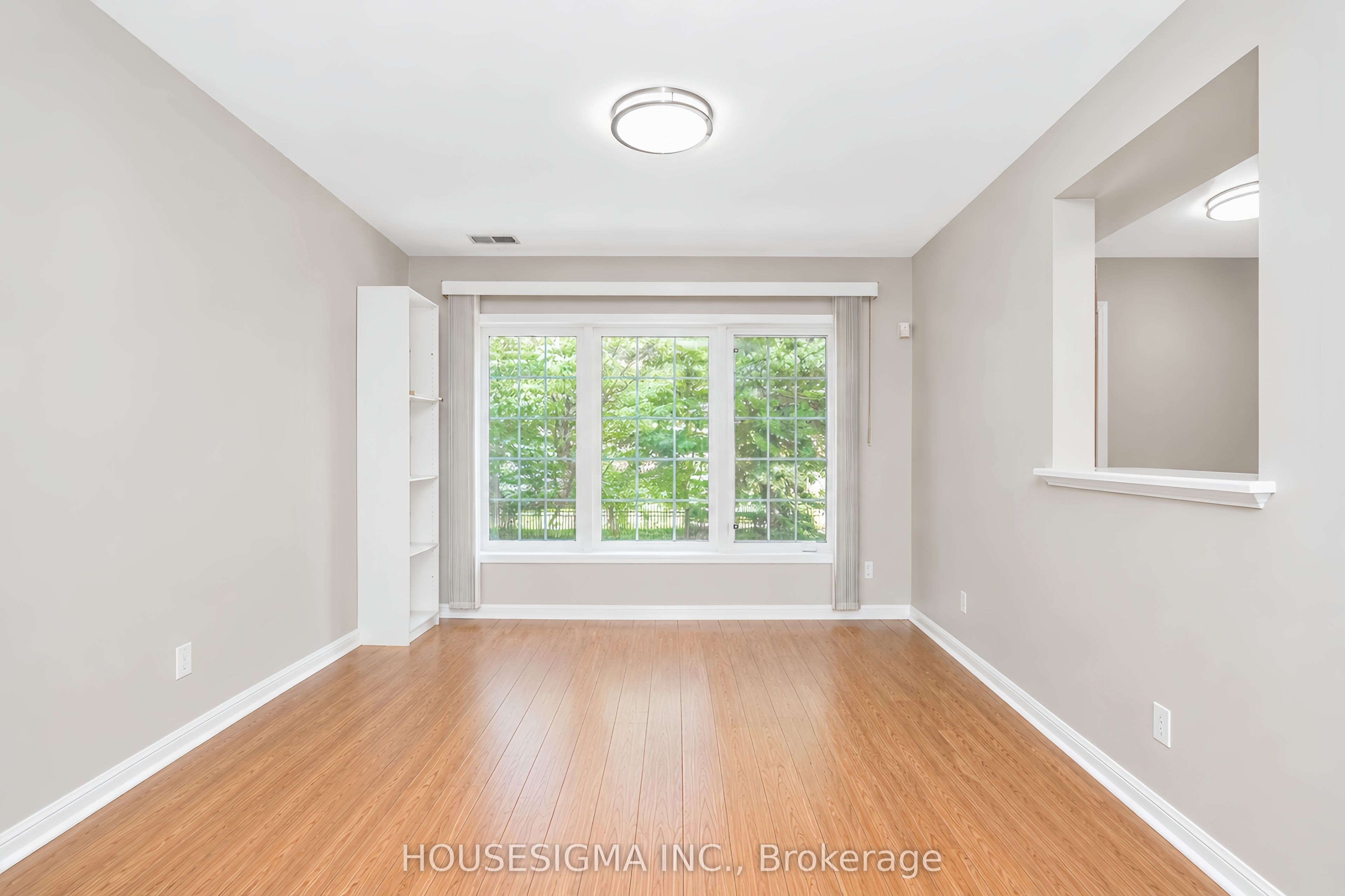 1400 The Esplanade N 212 Property Photo 17