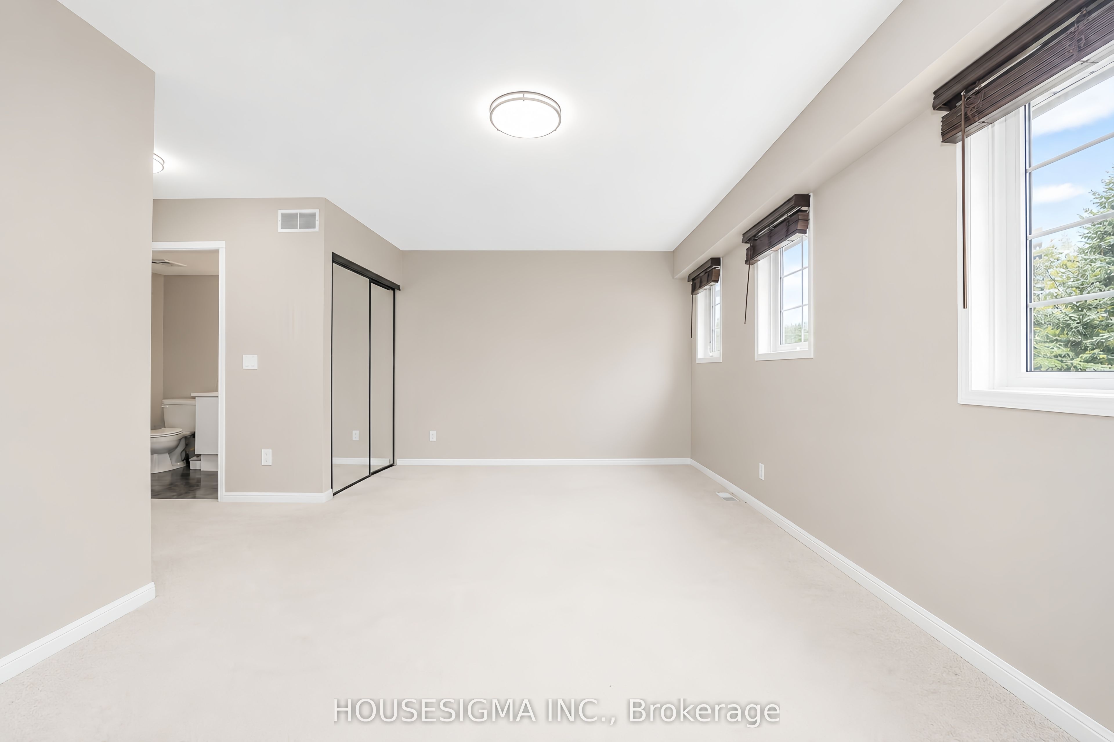 1400 The Esplanade N 212 Property Photo 24