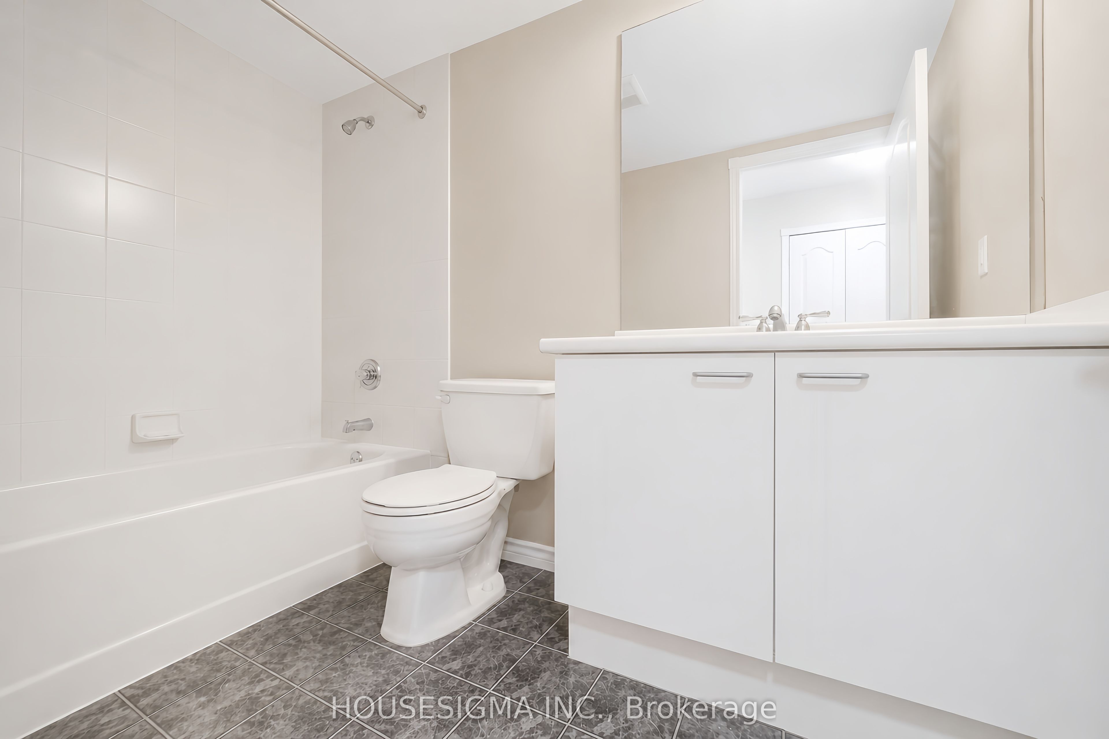 1400 The Esplanade N 212 Property Photo 25